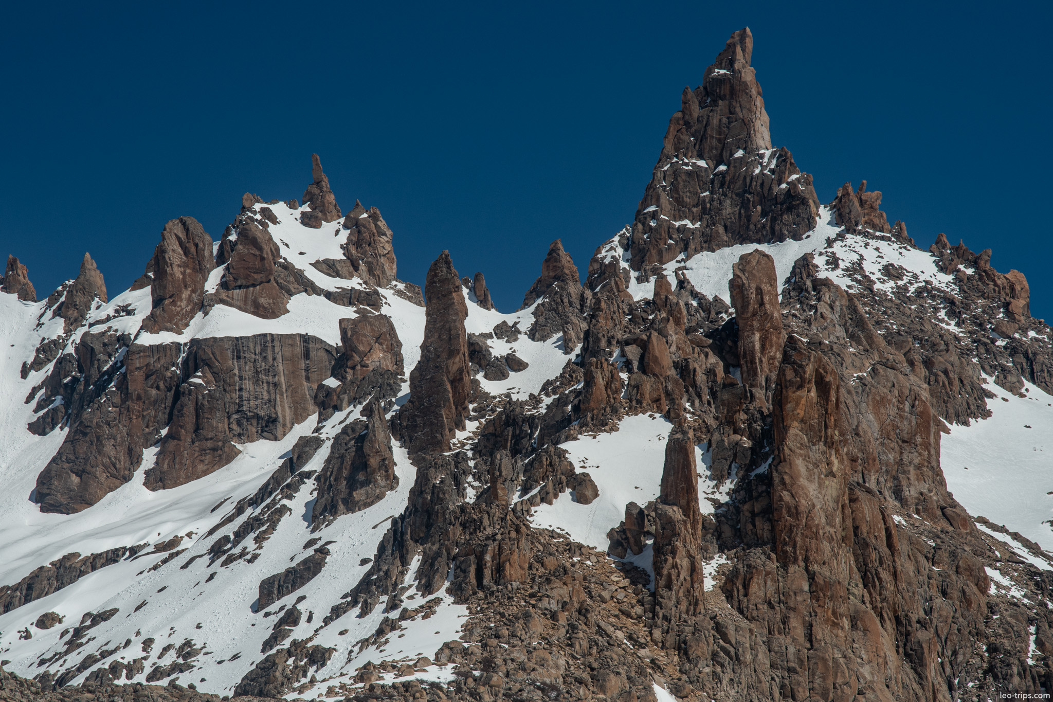 sharp granite spires close up frey refuge trail
