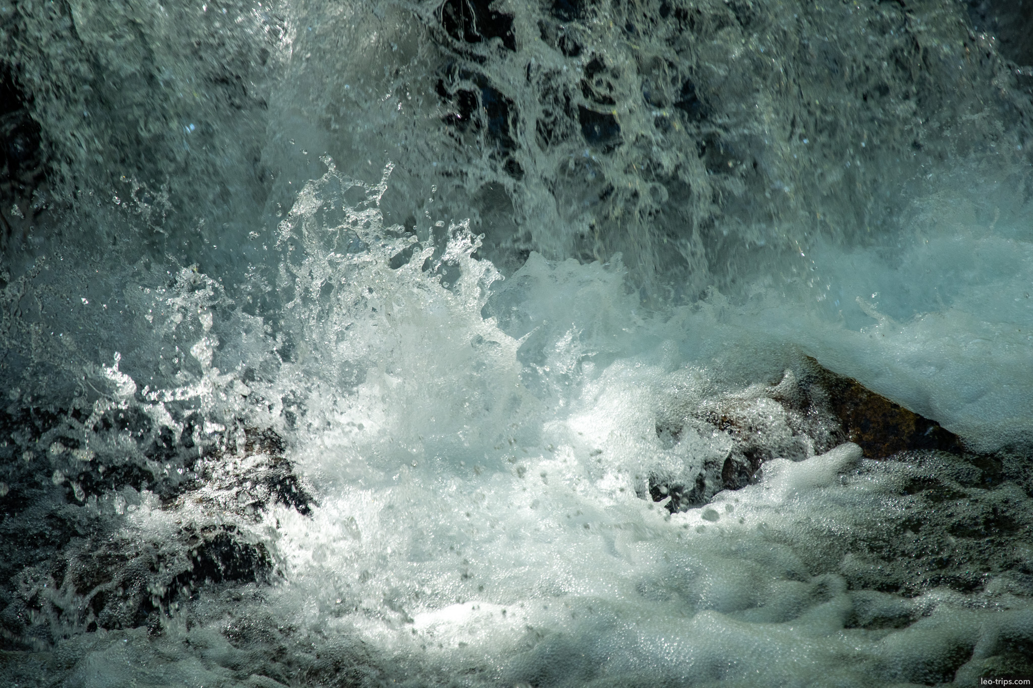 waterfall splashing on rocks frey refuge trail