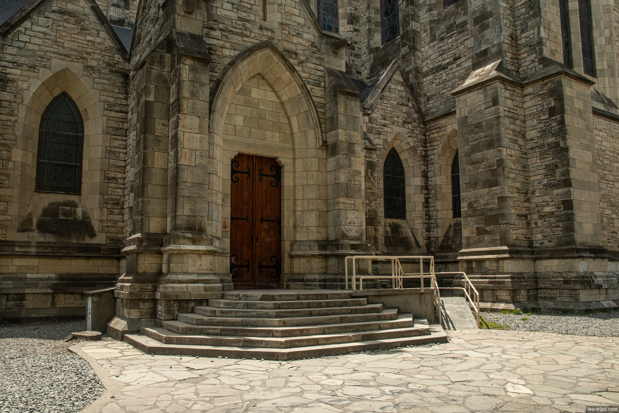 cathedral stone entrance door san carlos de bariloche