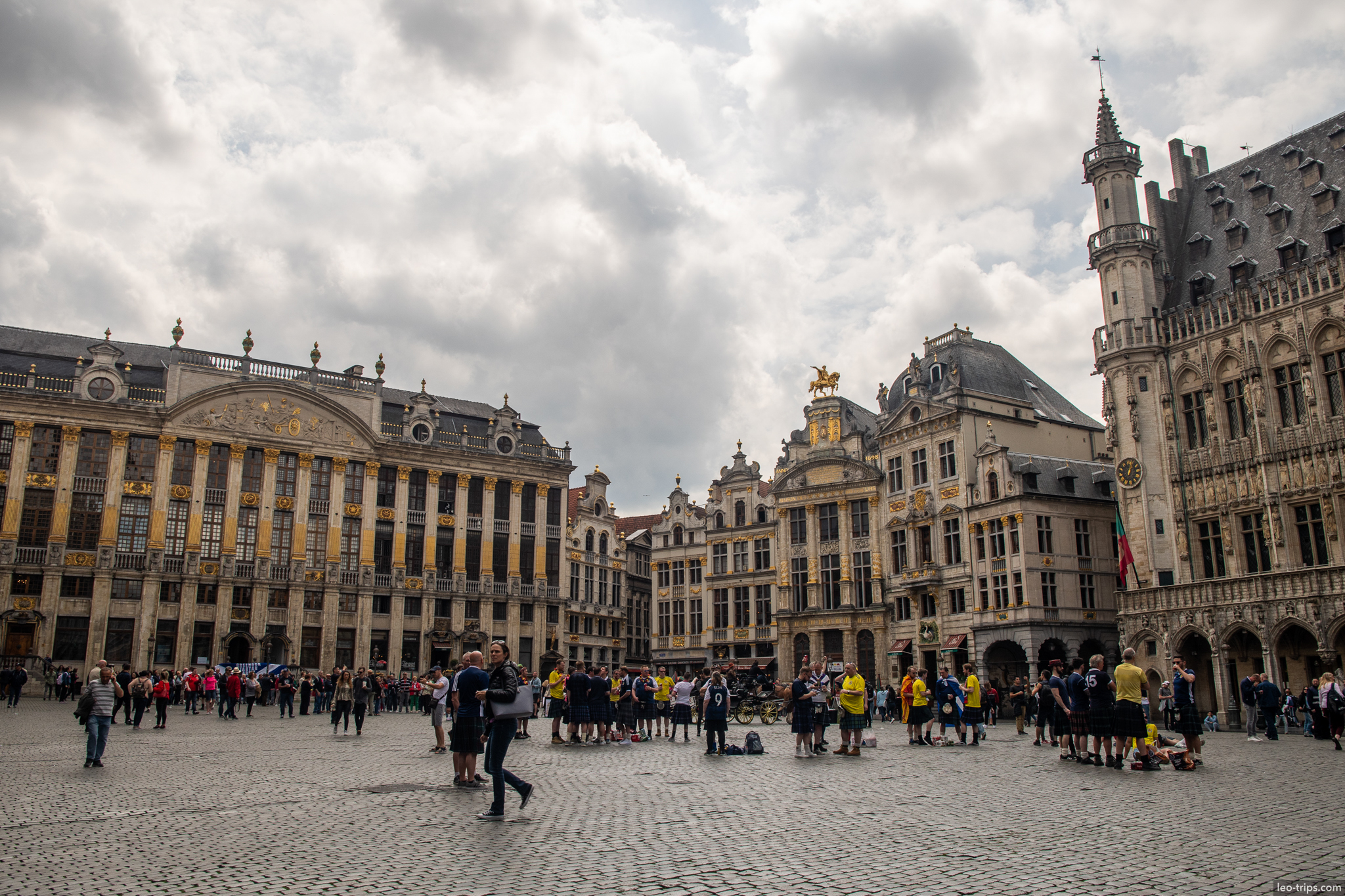 brussels grand place overview brussels