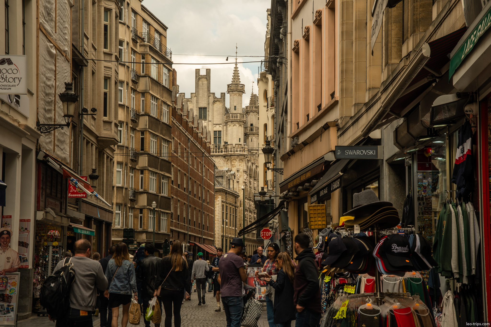 brussels old town shopping street cocostory brussels