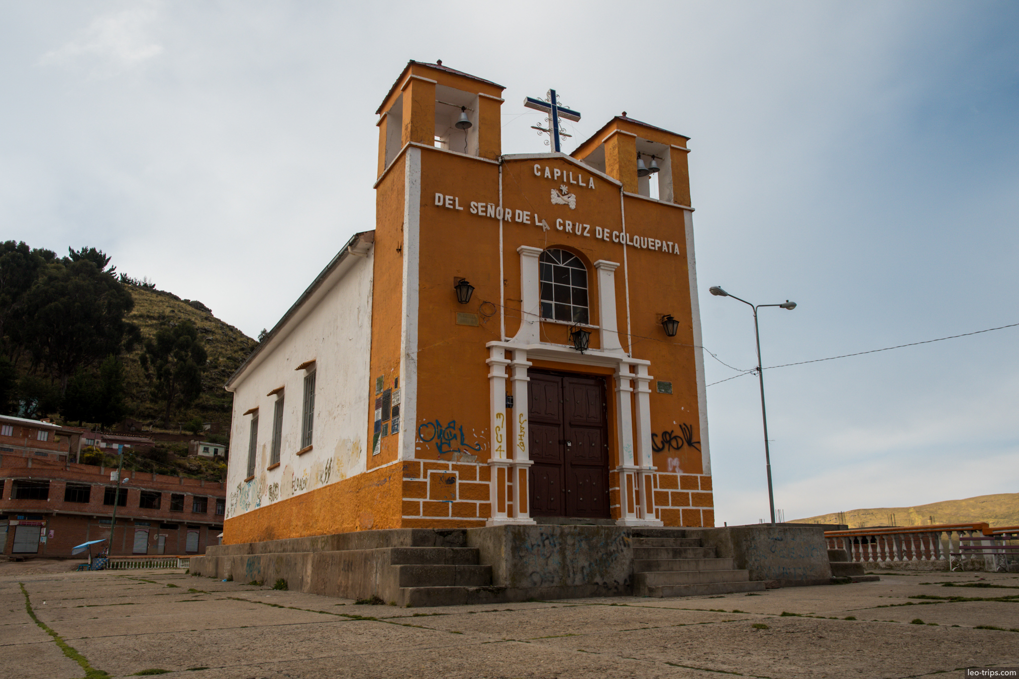 capilla senor de la cruz de colquepata copacabana