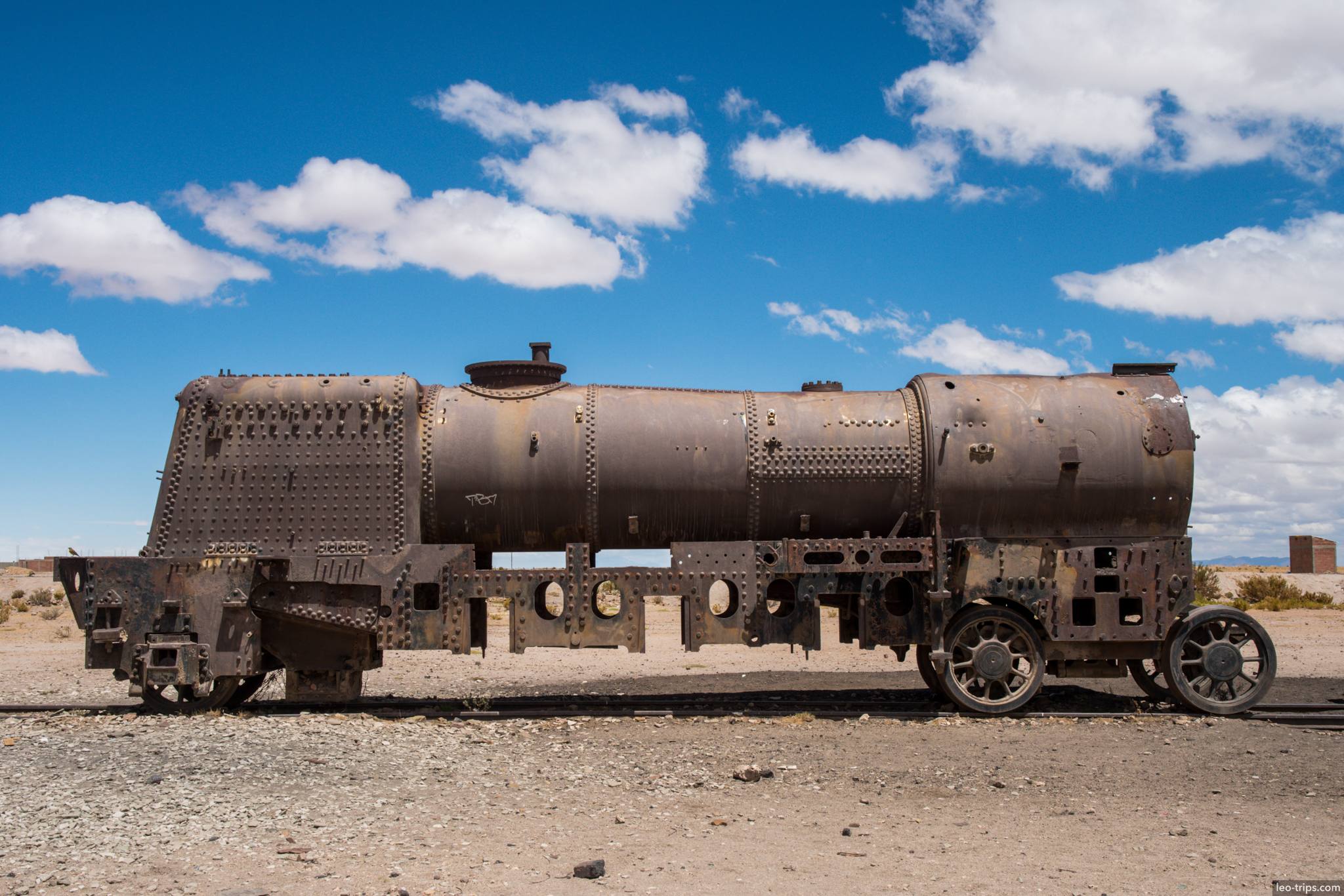 uyuni train cemetery stripped locomotive boiler salar de uyuni
