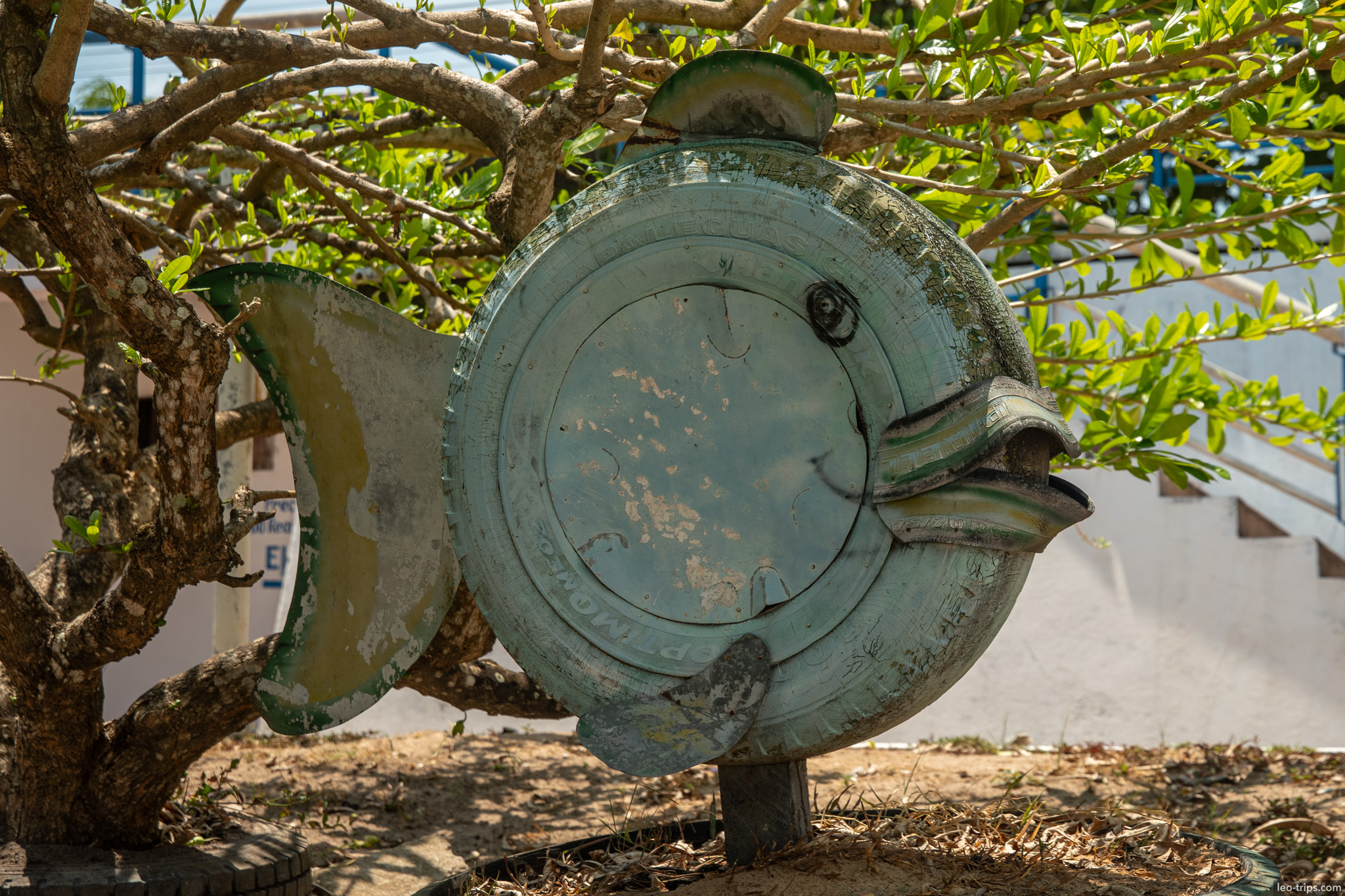 fish sculpture art piece alter do chao