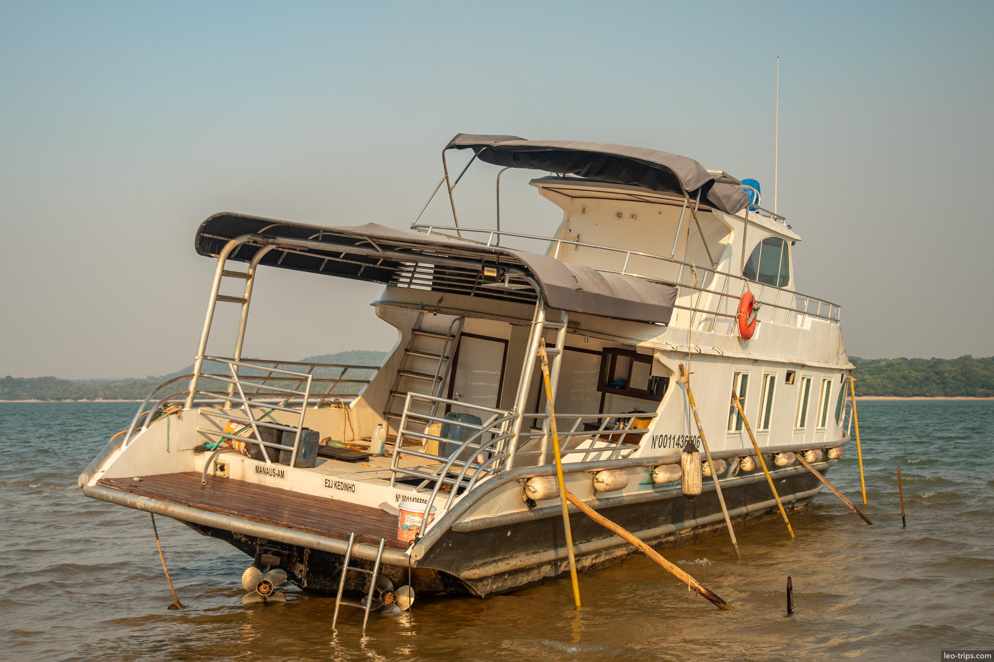 tilted abandoned houseboat alter do chao