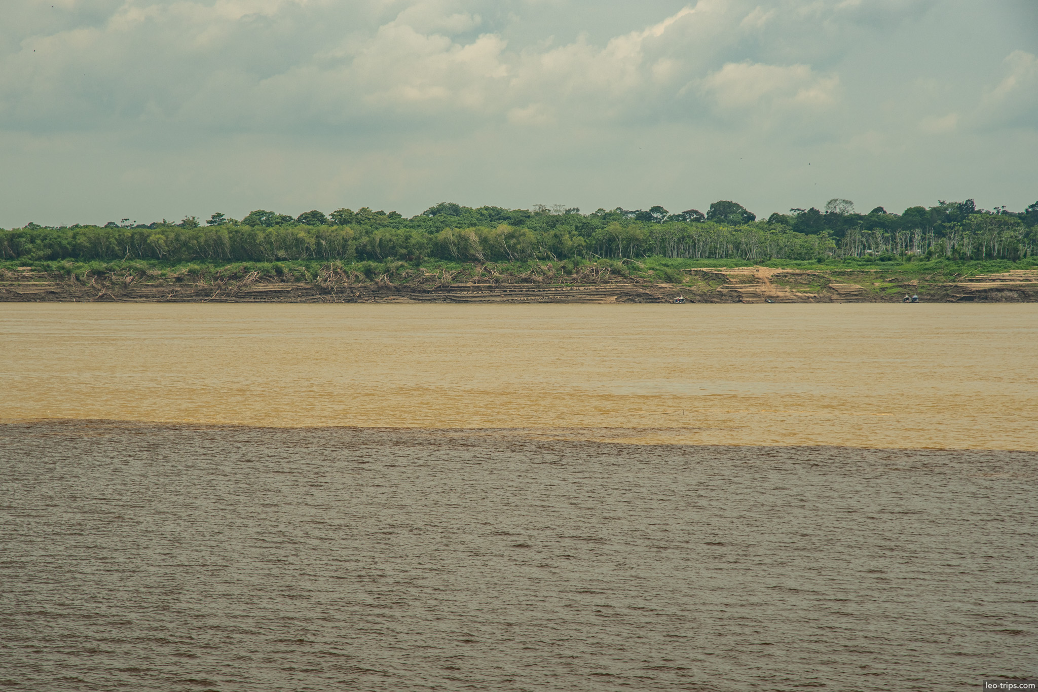 meeting of rivers amazon amazon river