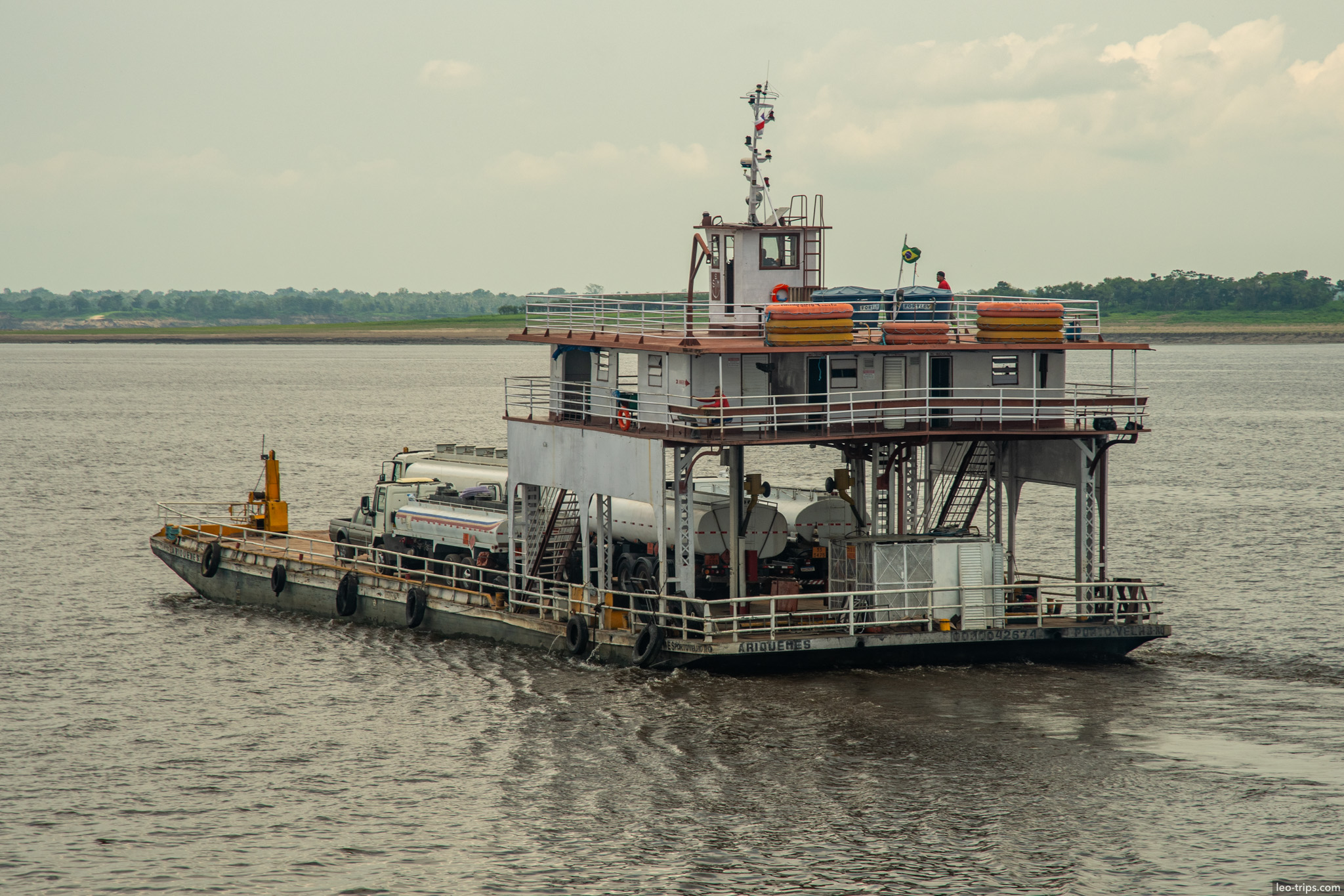 river traffic amazon amazon river