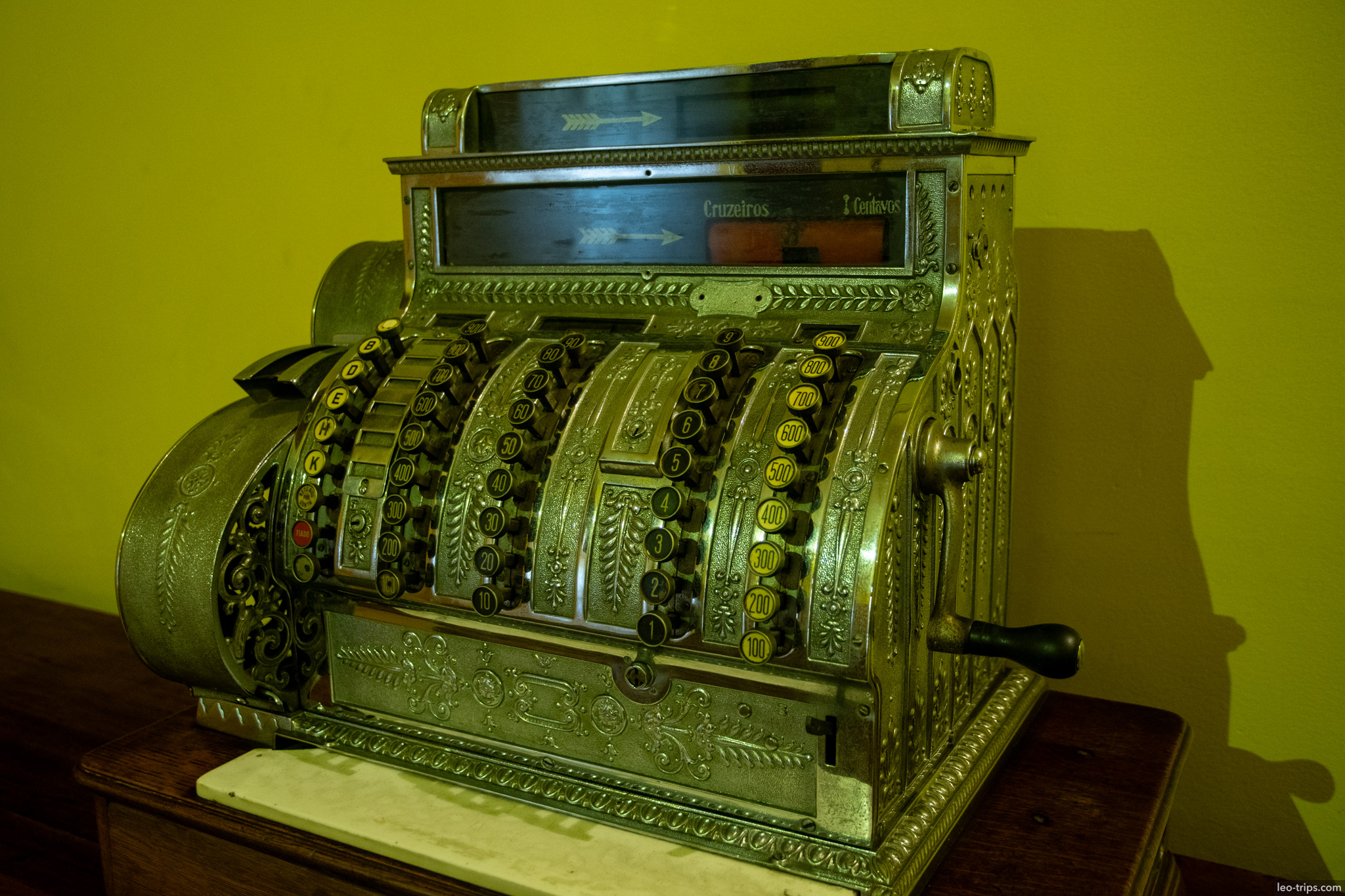 antique ornate cash register museum belo horizonte