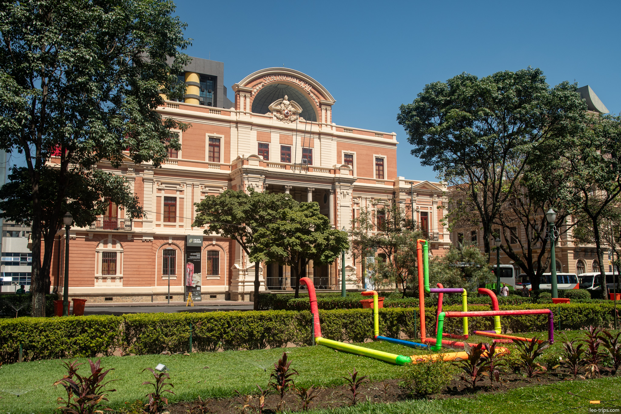mm gerdau museum pink building praca da liberdade belo horizonte