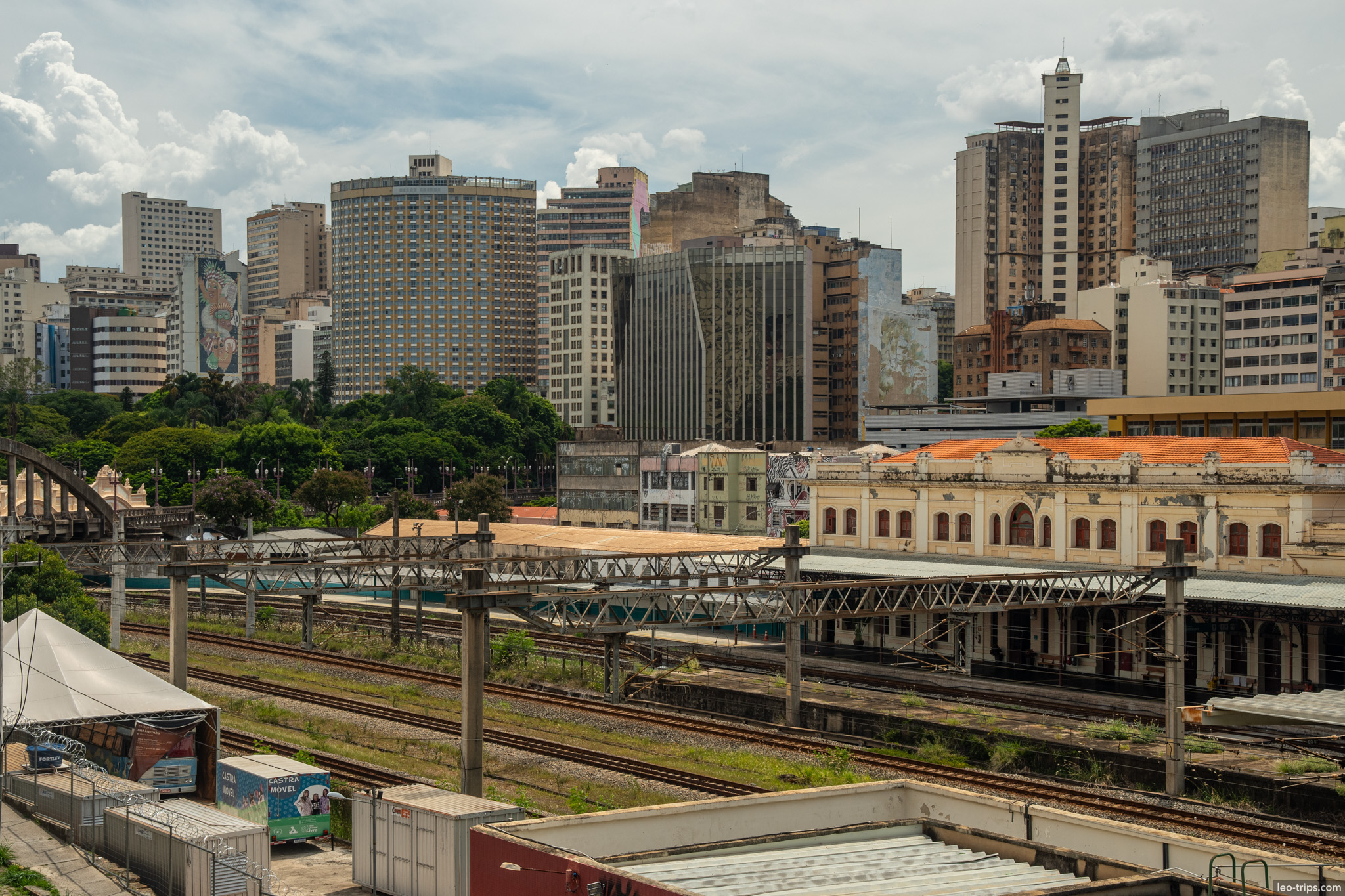 railway yard estacao central city skyline belo horizonte