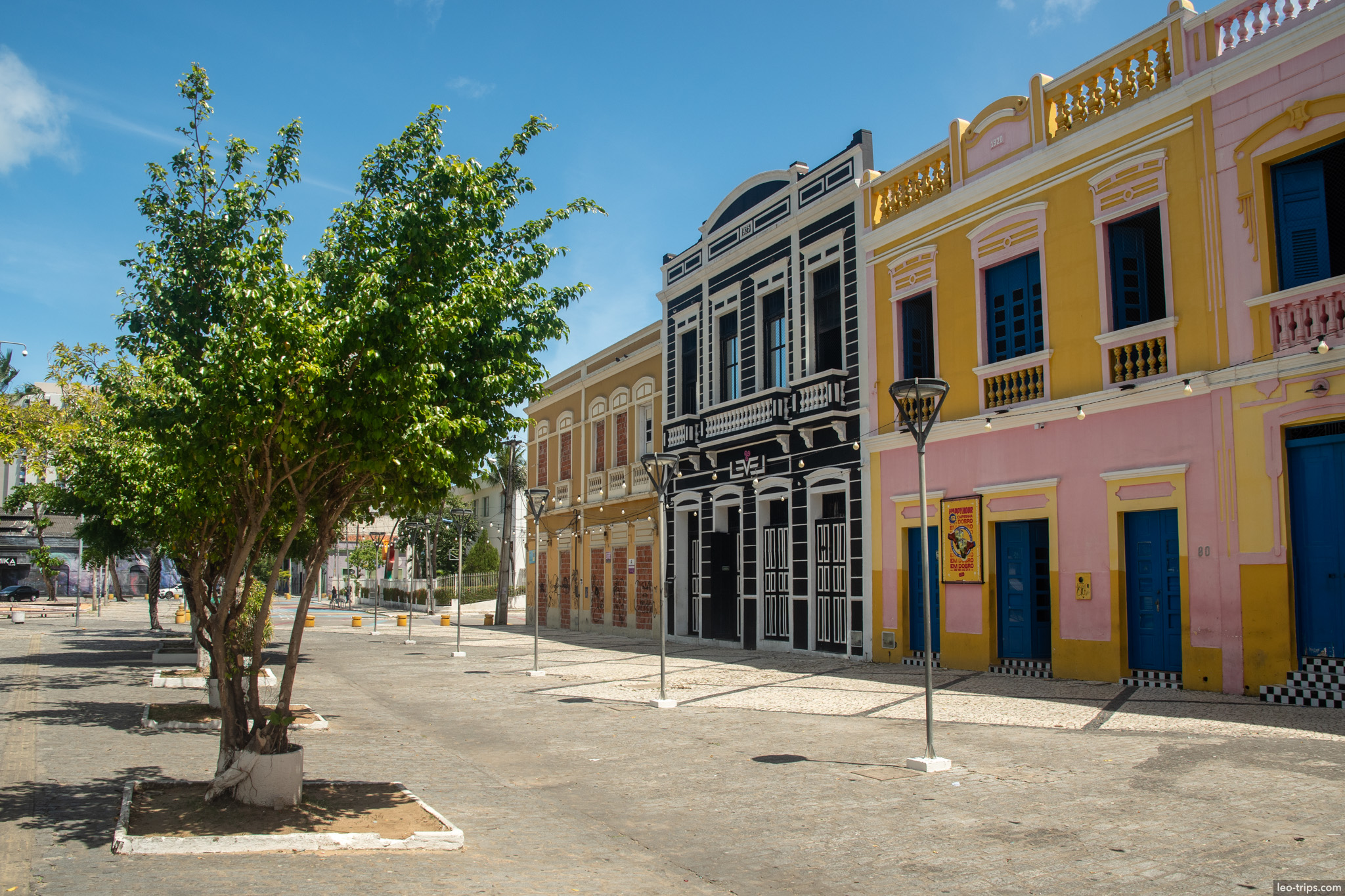 colorful colonial houses dragao do mar fortaleza fortaleza