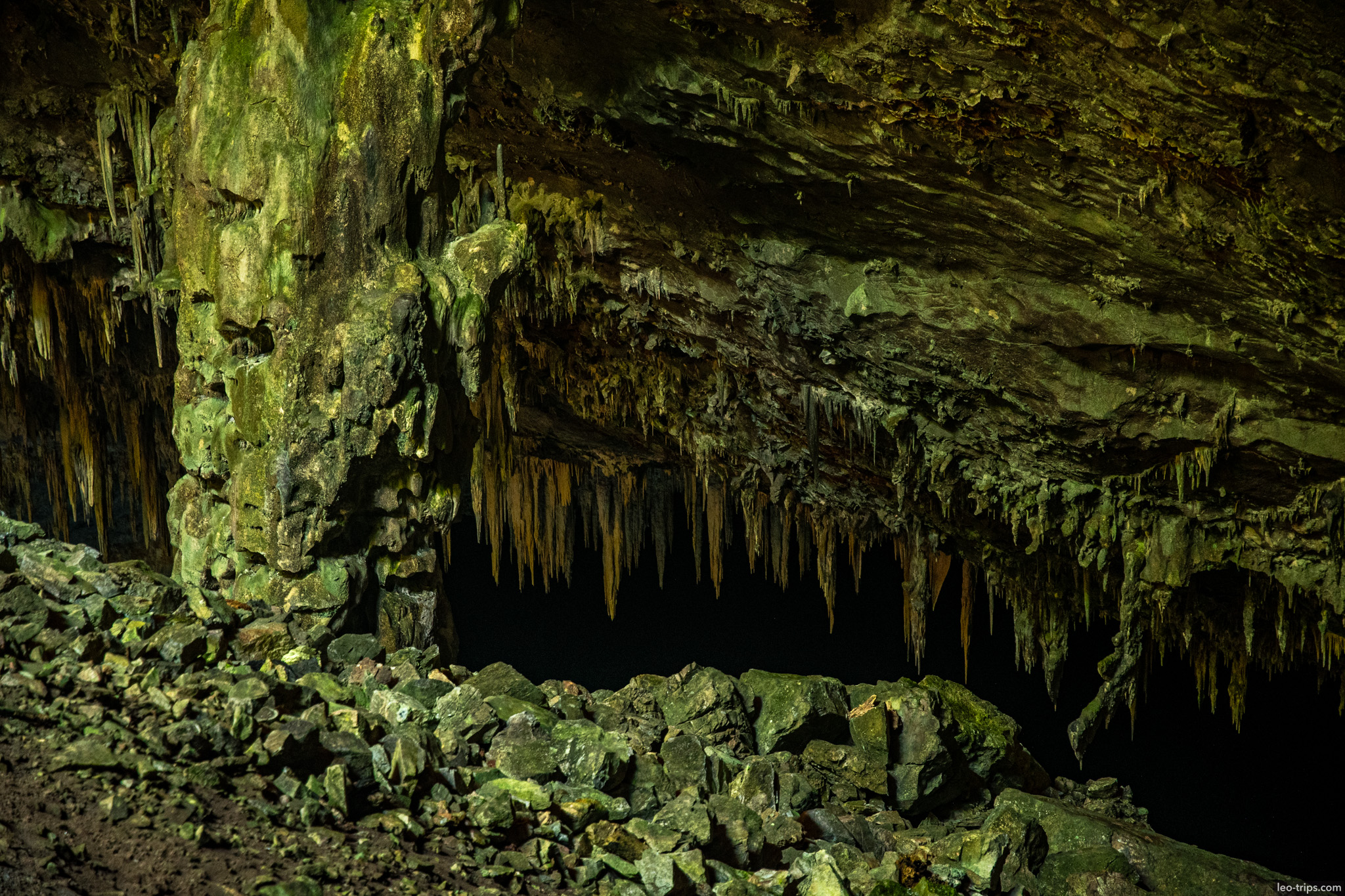 rock column and stalactites cave interior gruta do lago azul gruta do lago azul