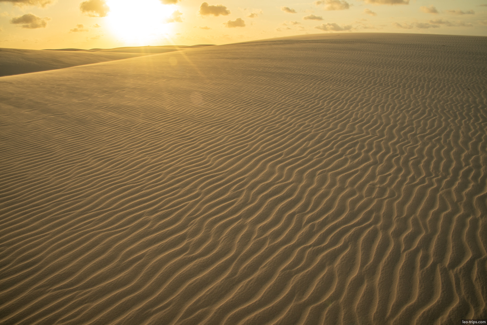 rippled sand sunset glow lencois lencois maranhenses