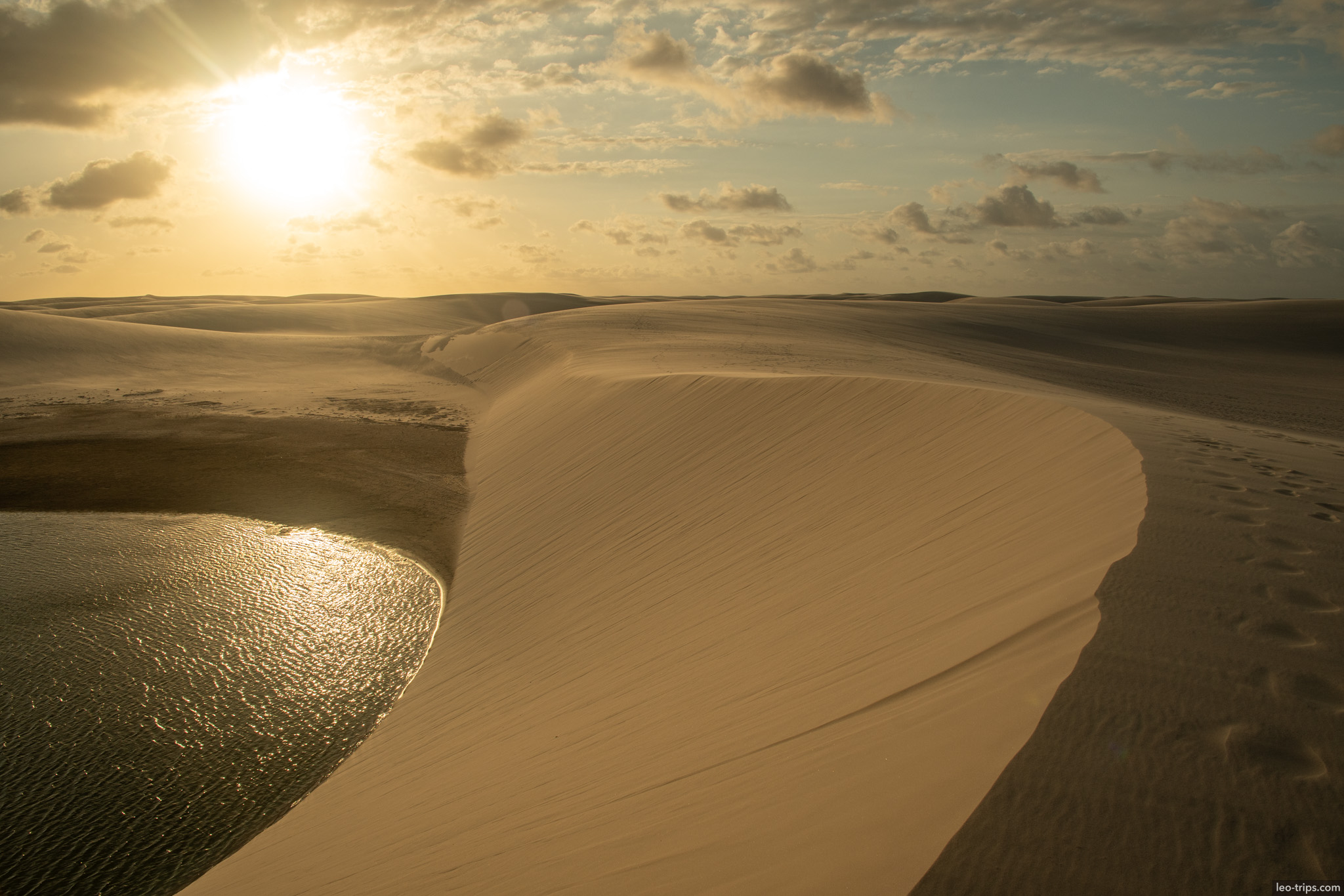 sunset dunes sparkling lagoon lencois lencois maranhenses