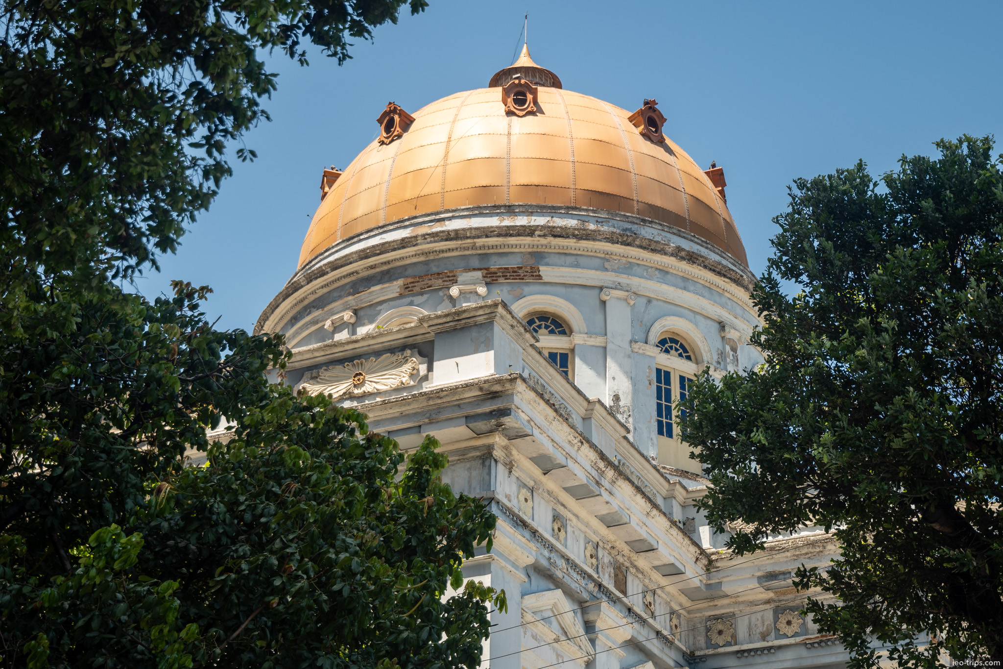 palacio da justica golden dome closeup recife recife