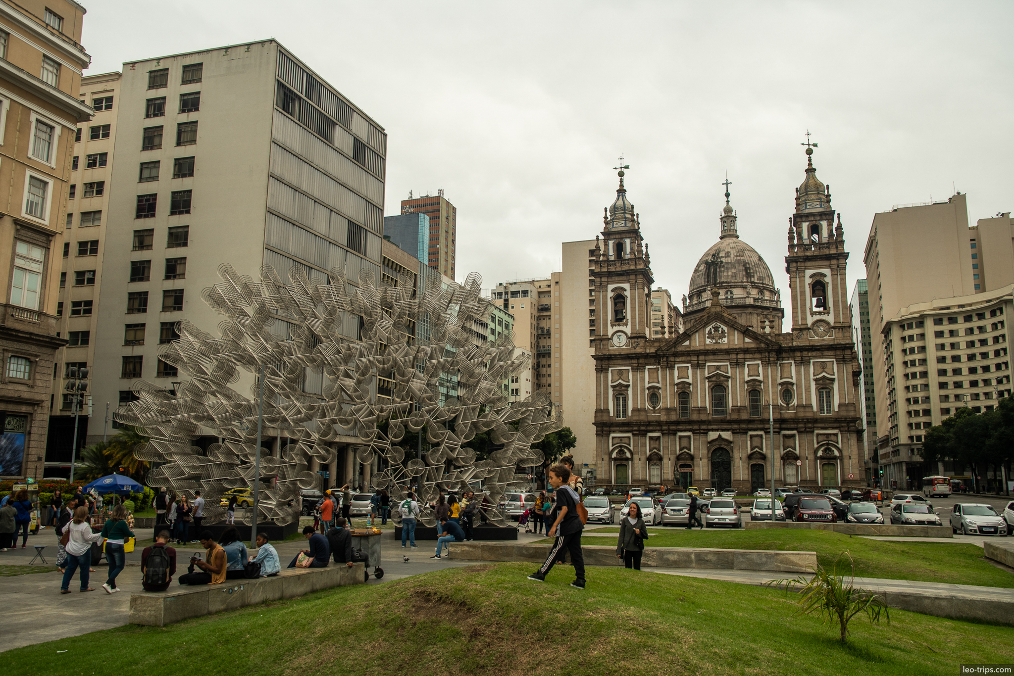 igreja nossa senhora da candelaria praca pio x sculpture rio de janeiro