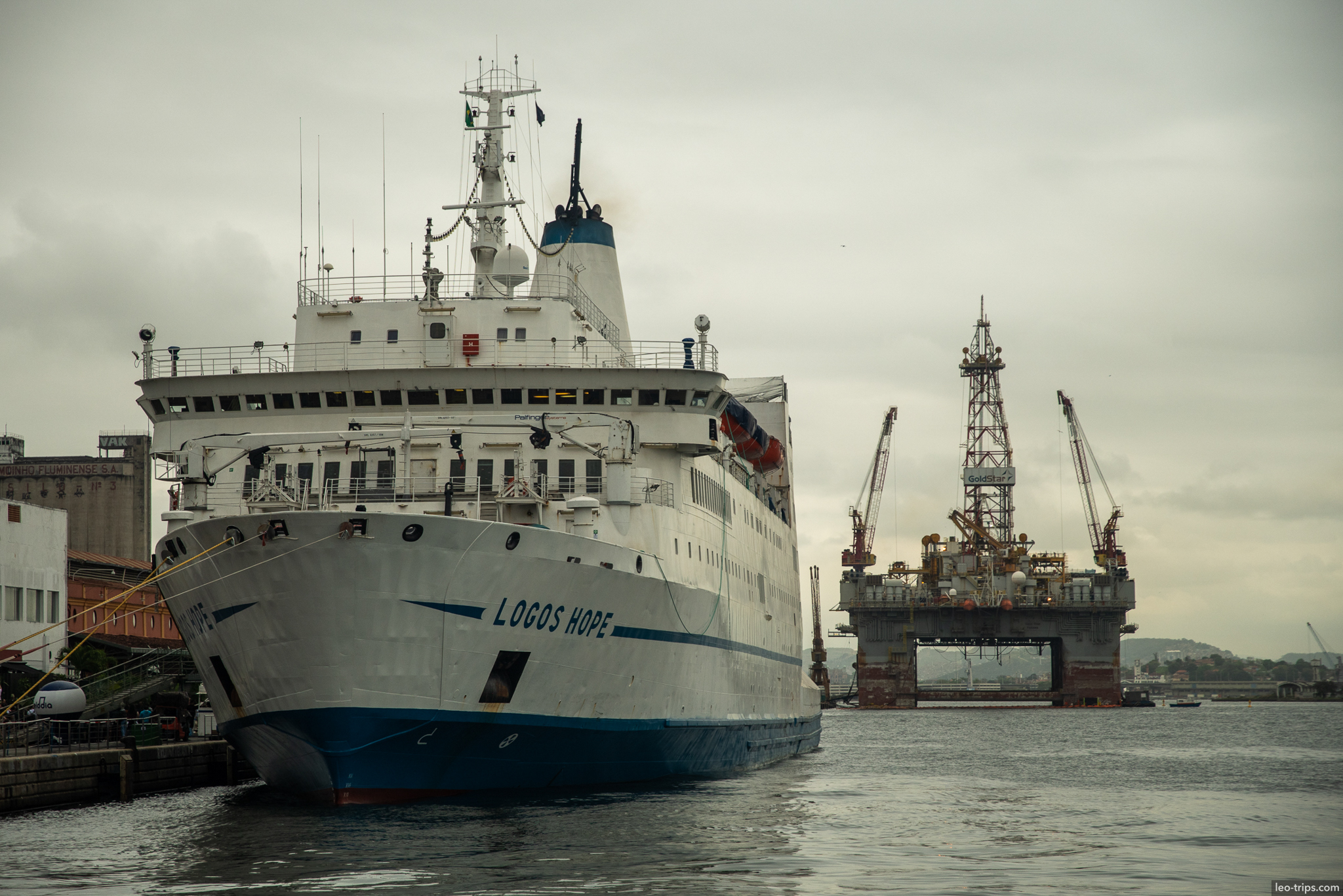 logos hope book ship rio porto oil rig rio de janeiro