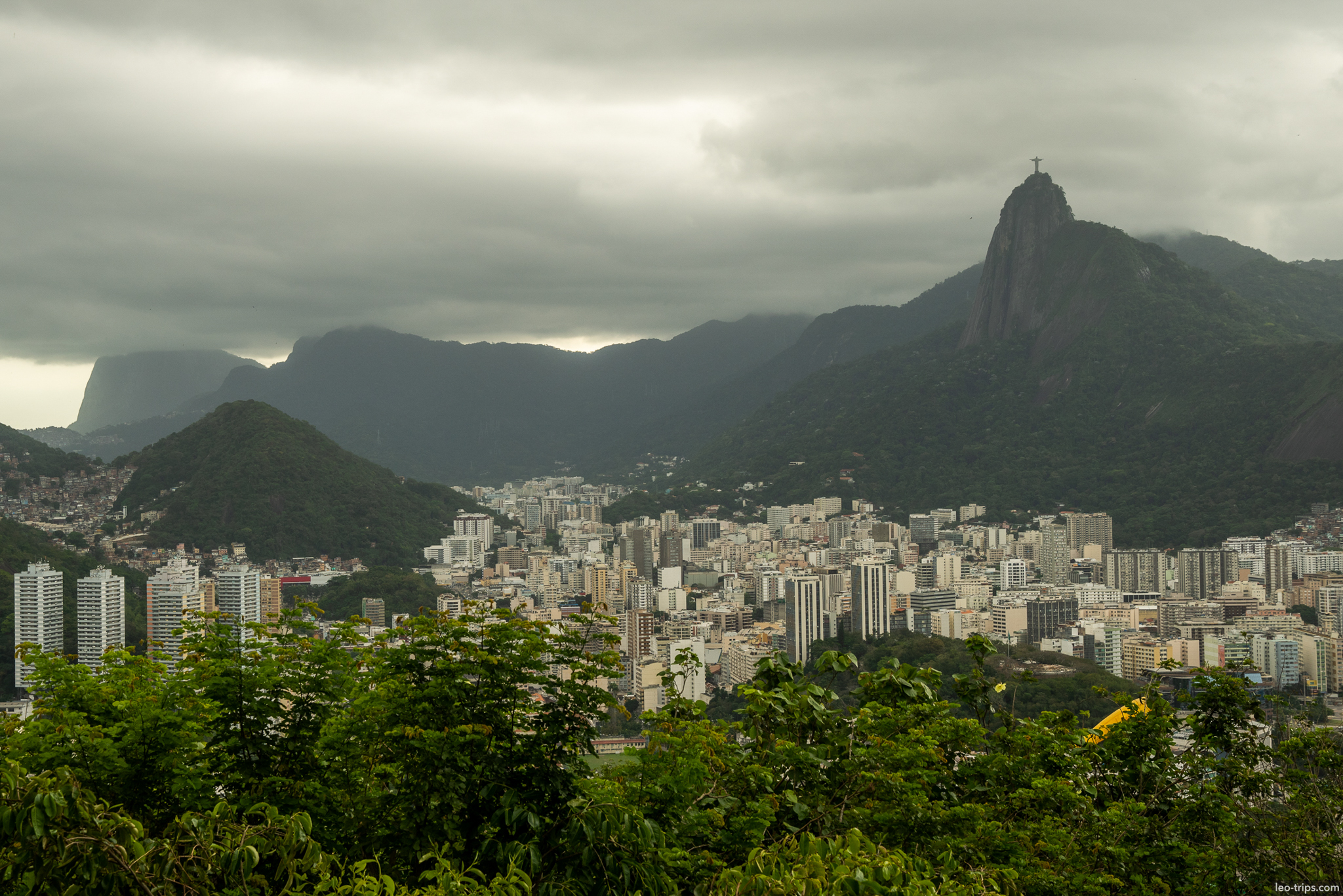 rio de janeiro corcovado overcast cityview rio de janeiro
