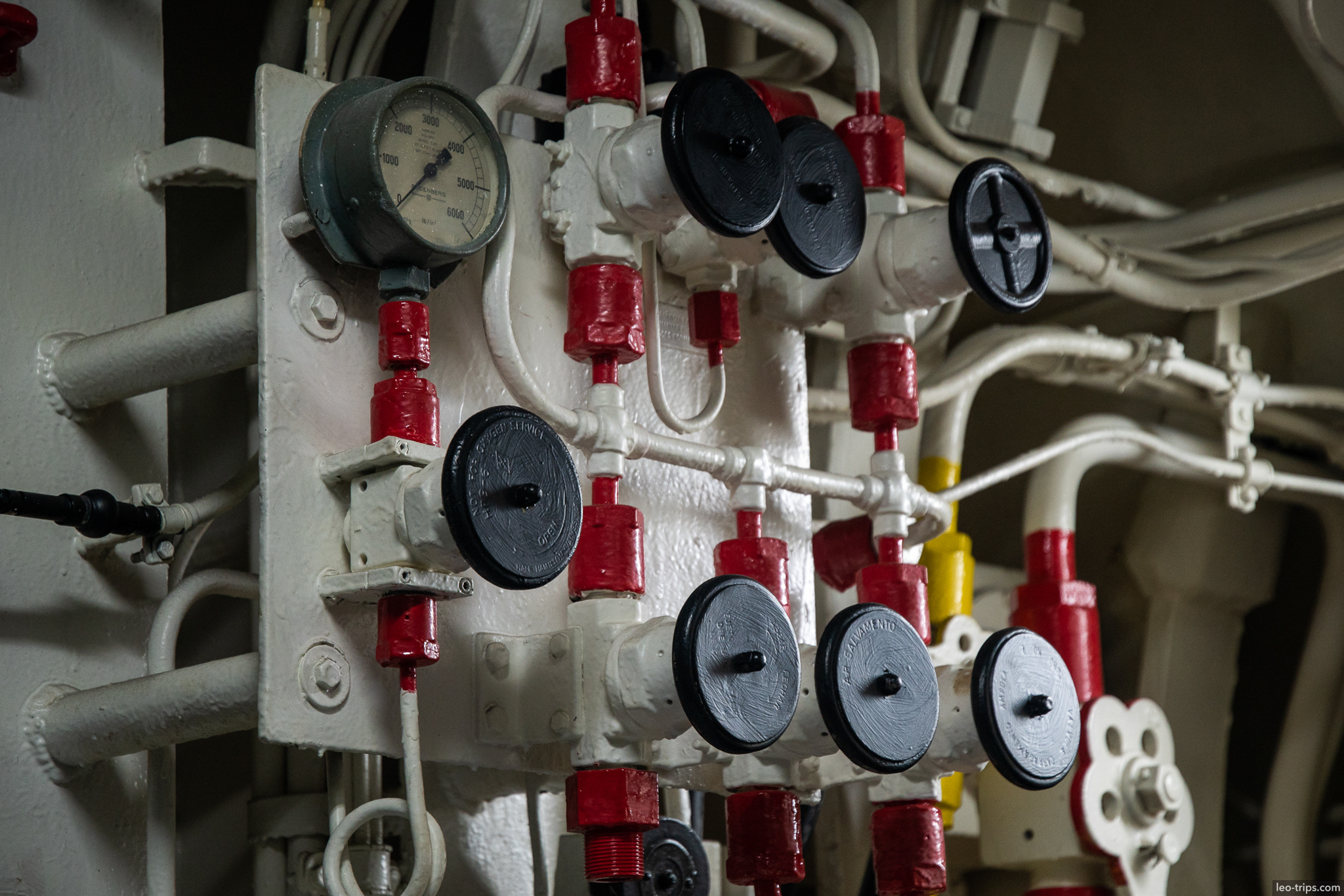 submarine interior pressure valves control panel rio de janeiro