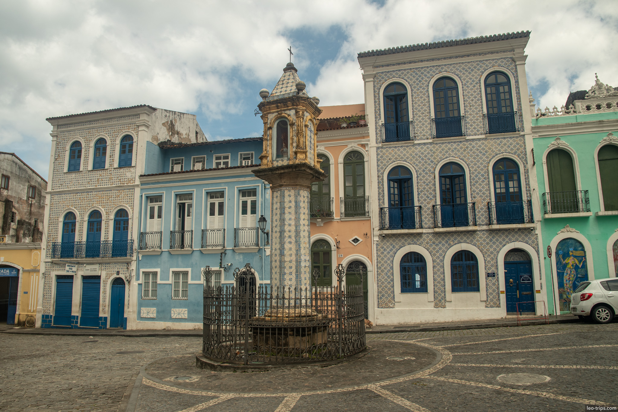 baroque cross monument azulejo houses square pelourinho salvador