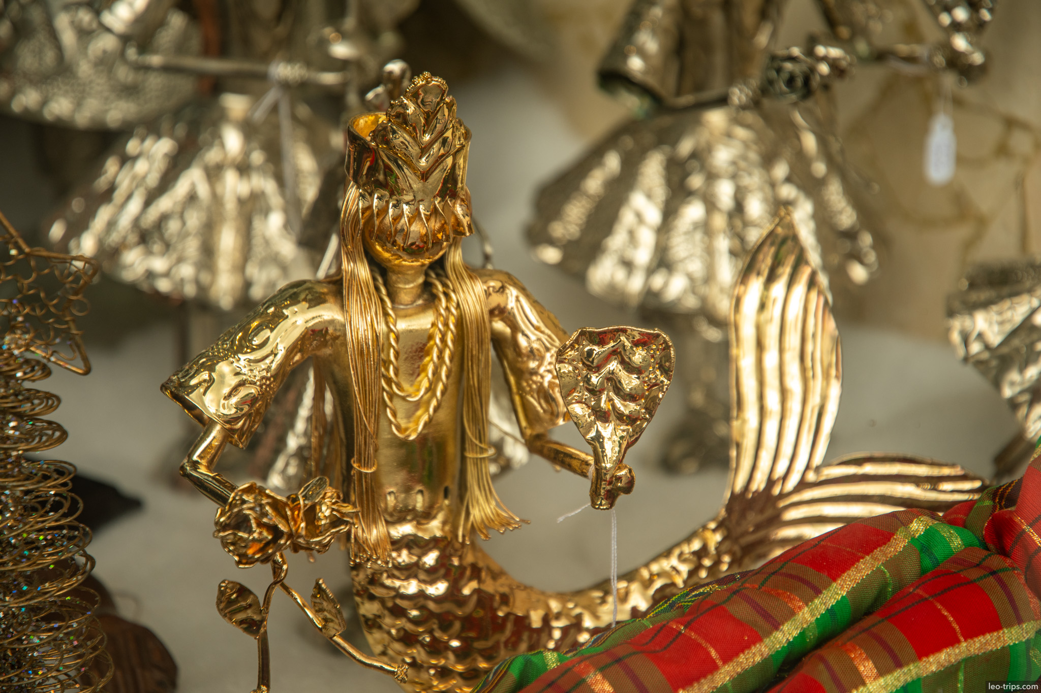 golden mermaid iemanja figurine souvenir salvador salvador