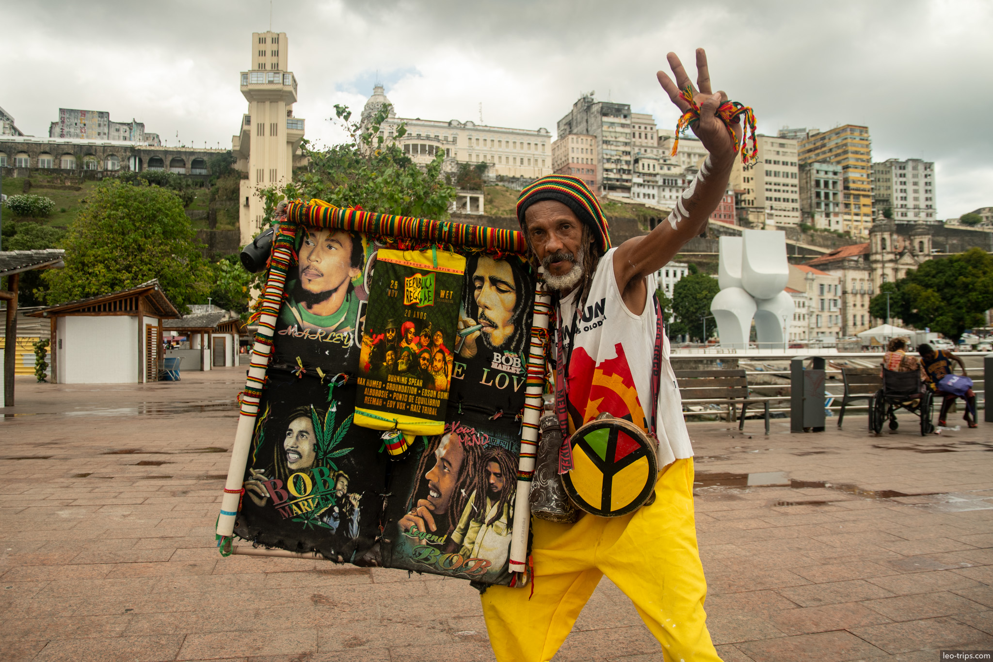 rasta vendor bob marley towels lacerda elevator salvador salvador