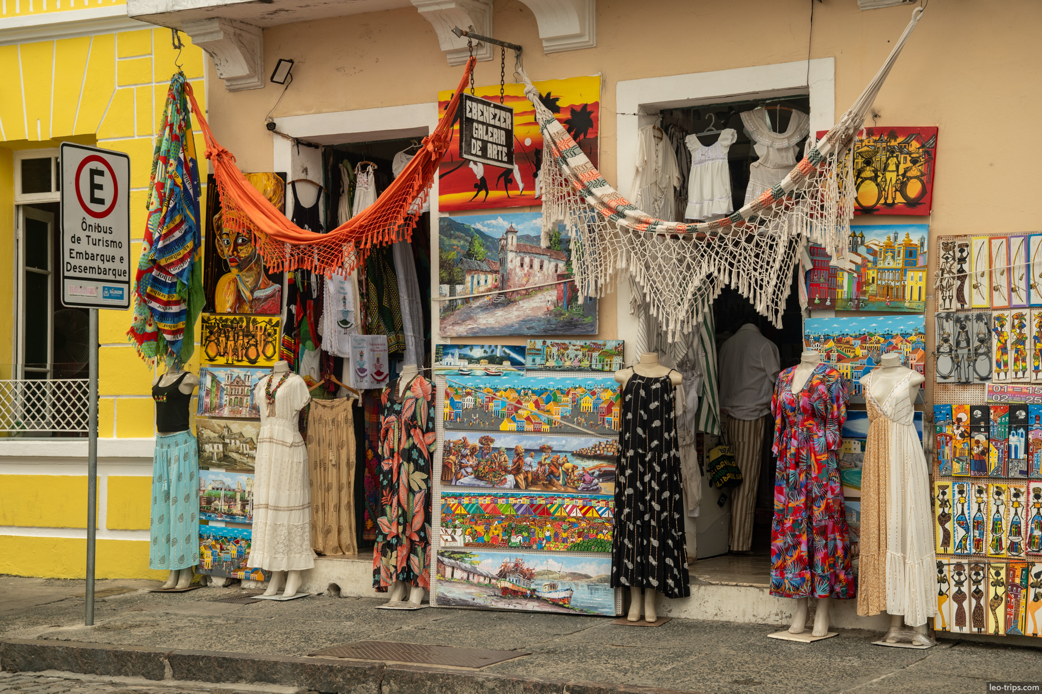souvenir shop paintings dresses hammocks pelourinho salvador