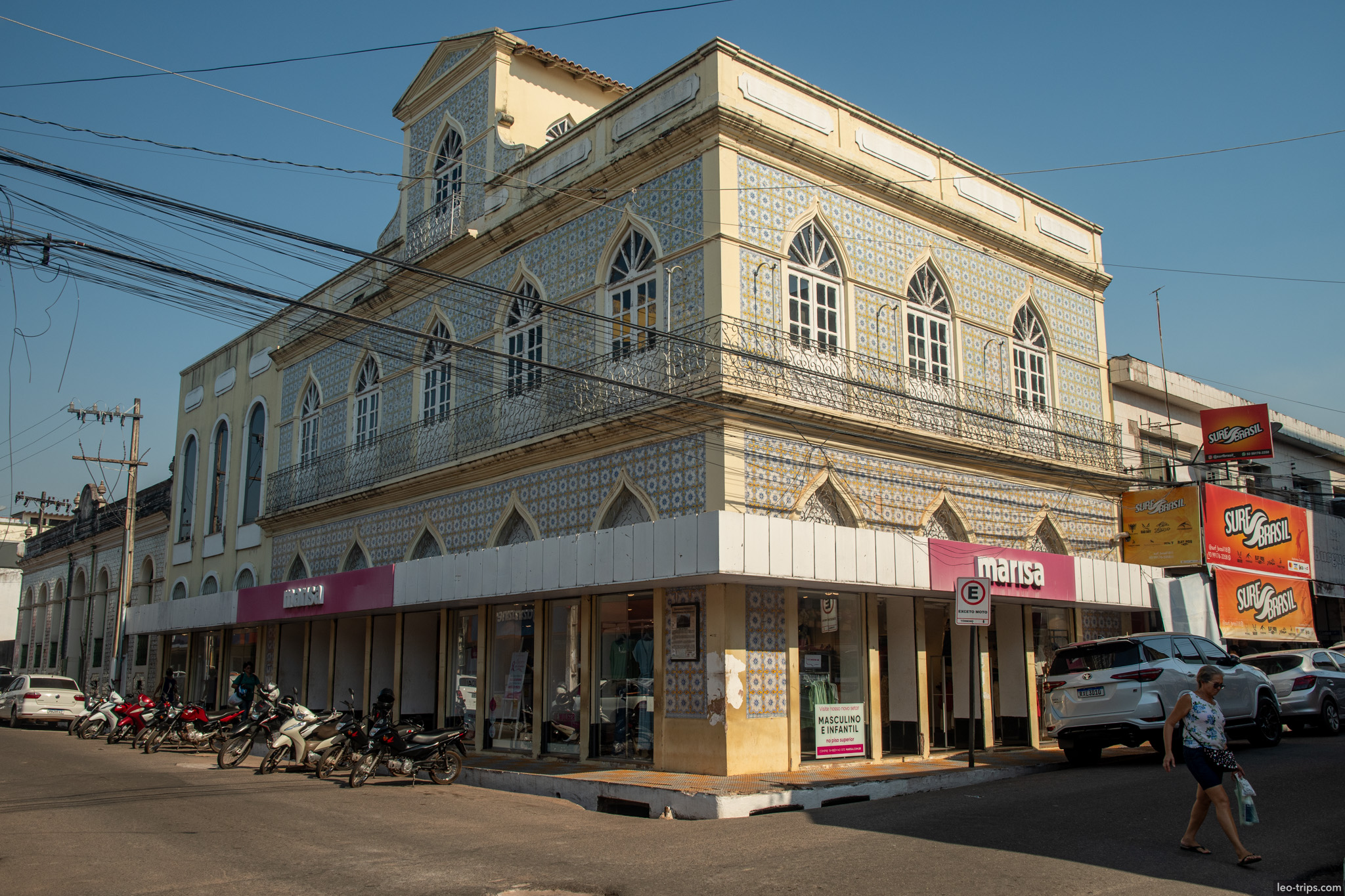 historic corner building in santarem santarem