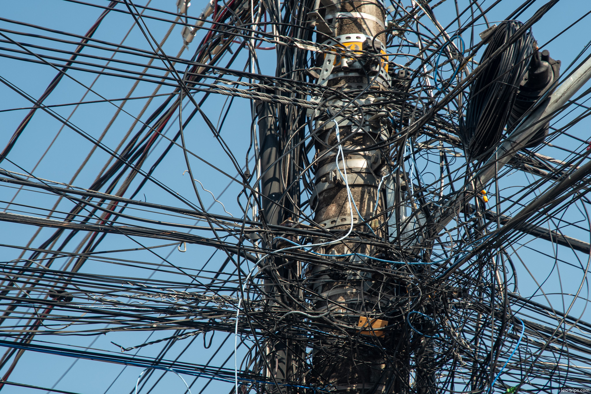 tangled power lines pole santarem