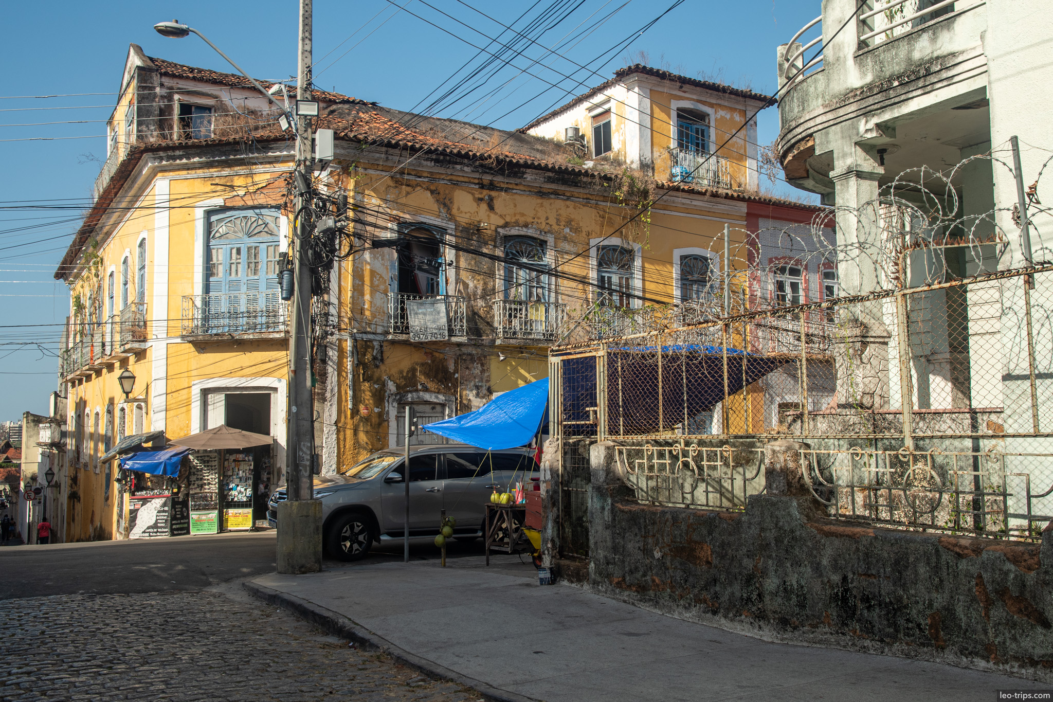 colonial corner barbed wire awnings sao luis