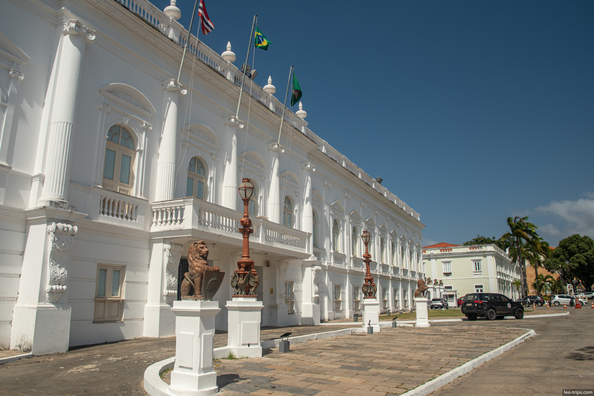 palacio dos leoes facade sao luis