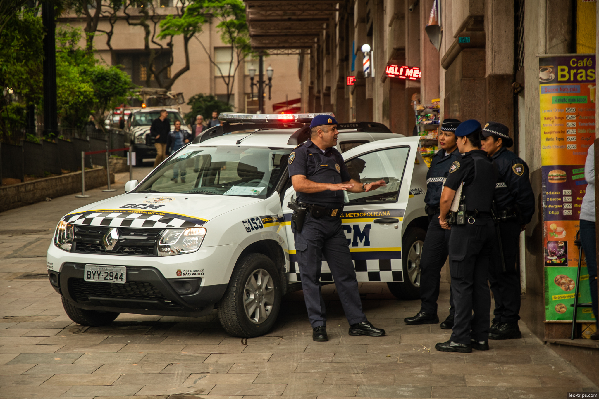 metropolitan police officers street sao paulo