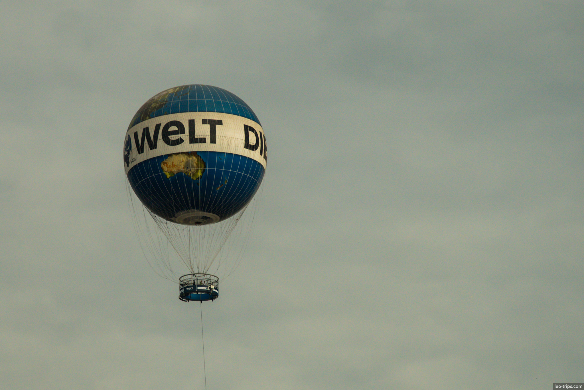 berlin die welt hot air balloon mitte sky berlin