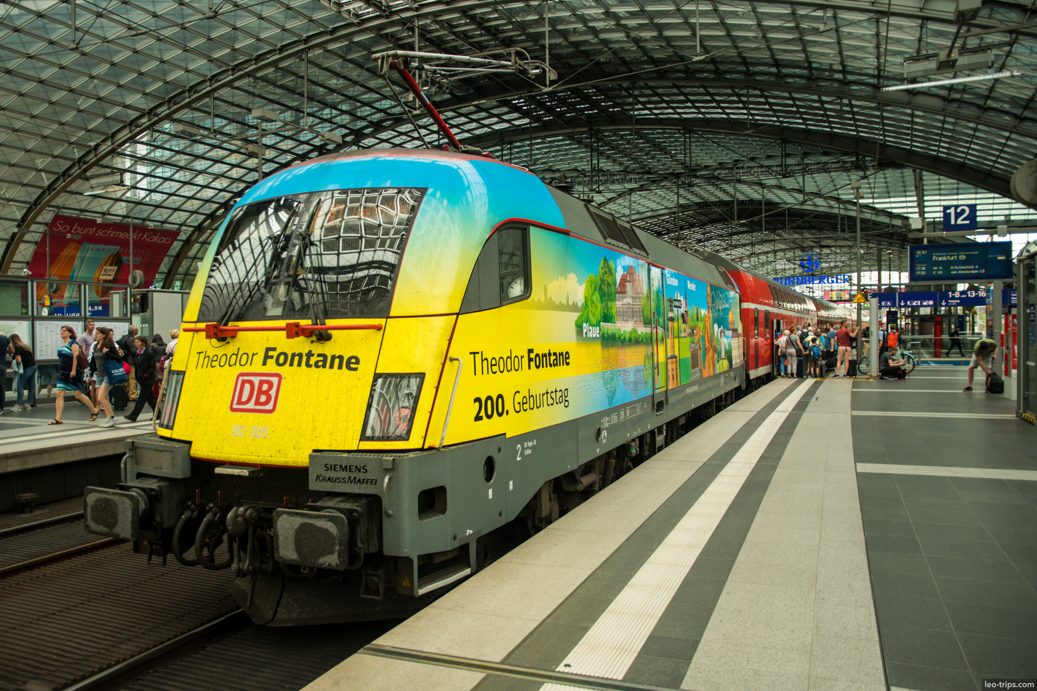 berlin hauptbahnhof theodor fontane 200 anniversary locomotive berlin