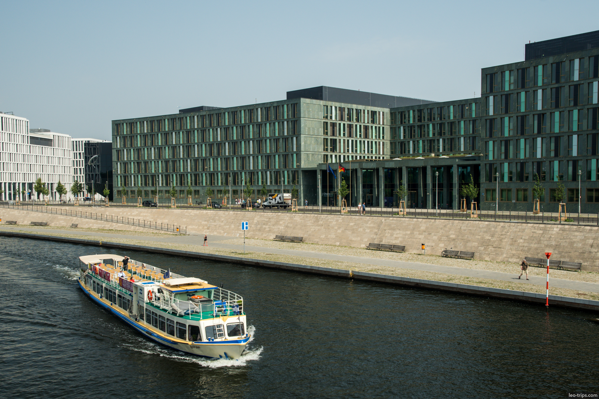 berlin spree river cruise boat government quarter berlin