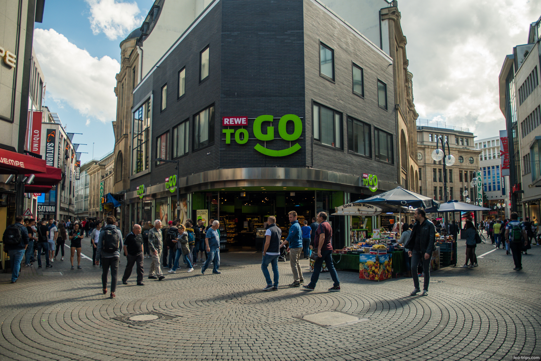 cologne rewe to go pedestrian shopping zone cologne
