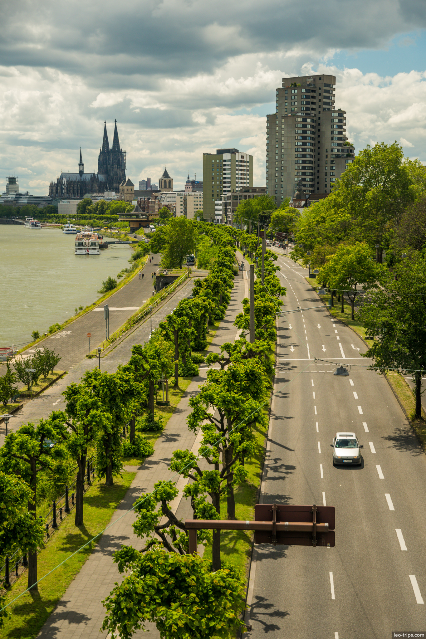 cologne rhine promenade road cathedral view cologne