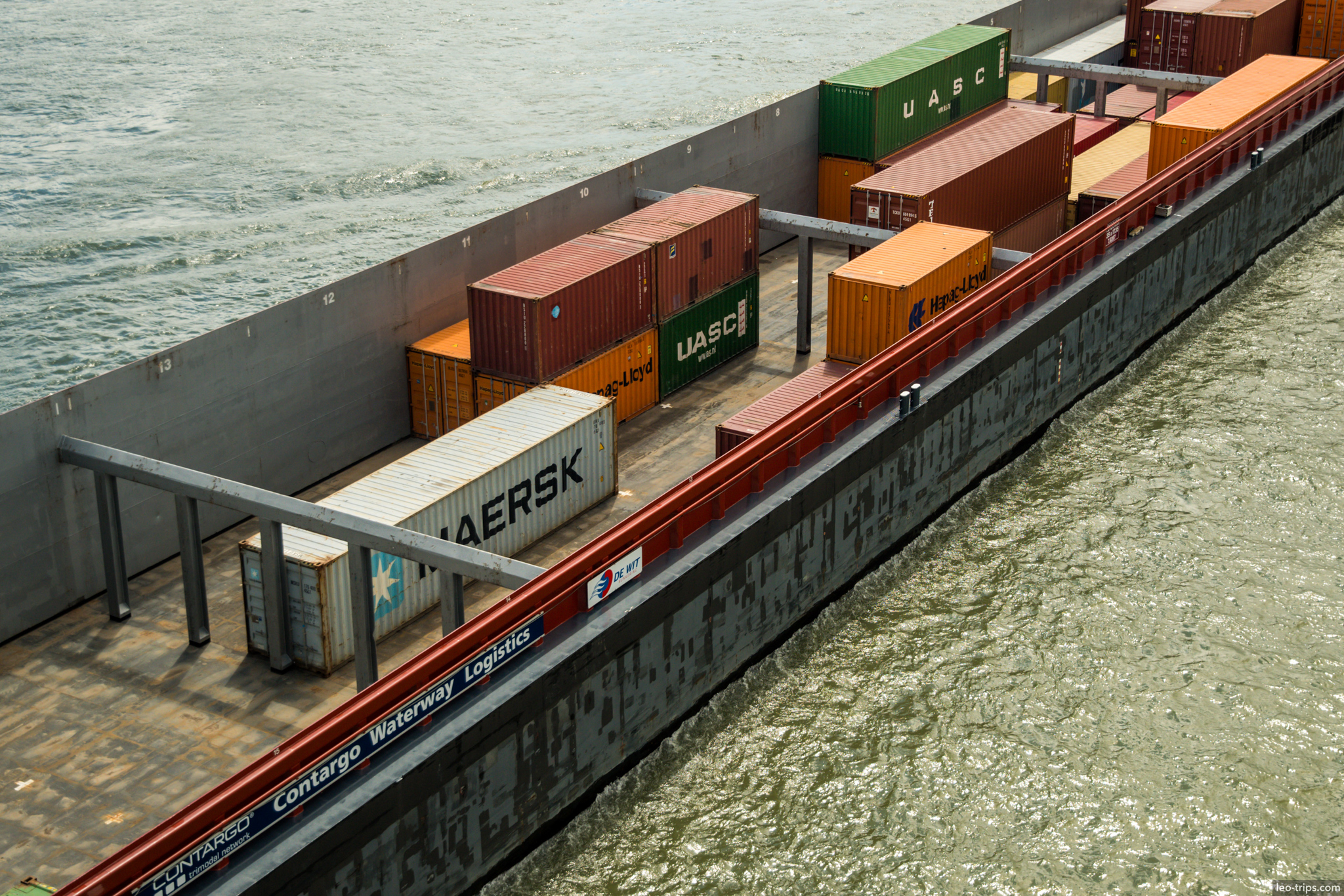 cologne rhine river container barge maersk hapag lloyd cologne