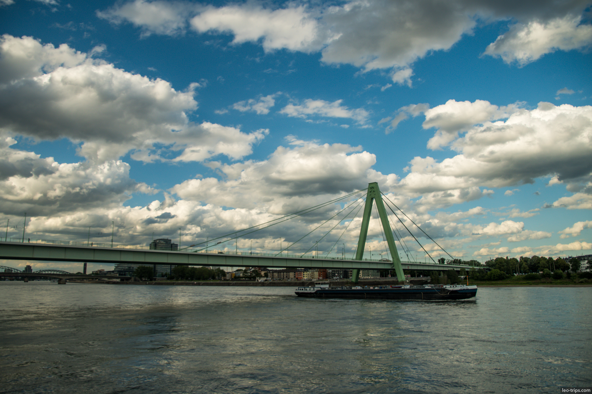 cologne severinsbruecke cable stayed bridge rhine cologne