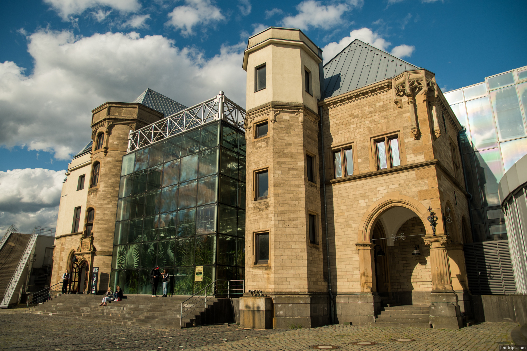 cologne stadtmuseum historical museum glass extension cologne