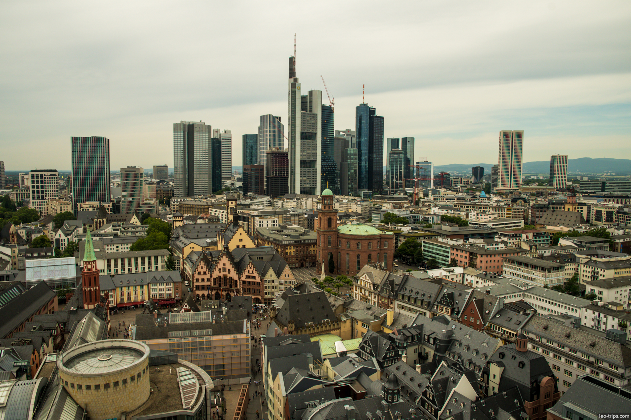 frankfurt panorama roemerberg and skyline from dom frankfurt