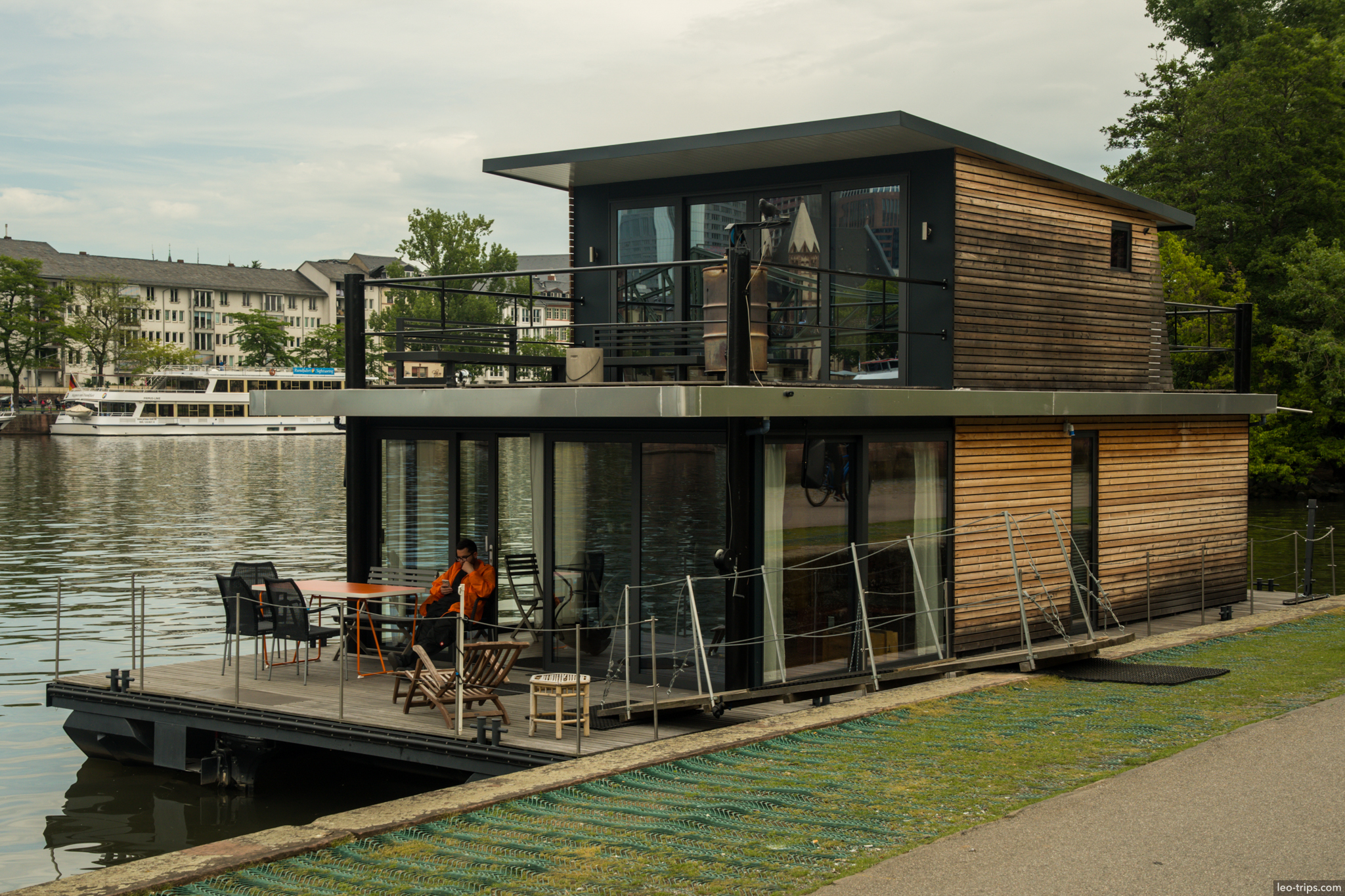 modern houseboat on main river frankfurt