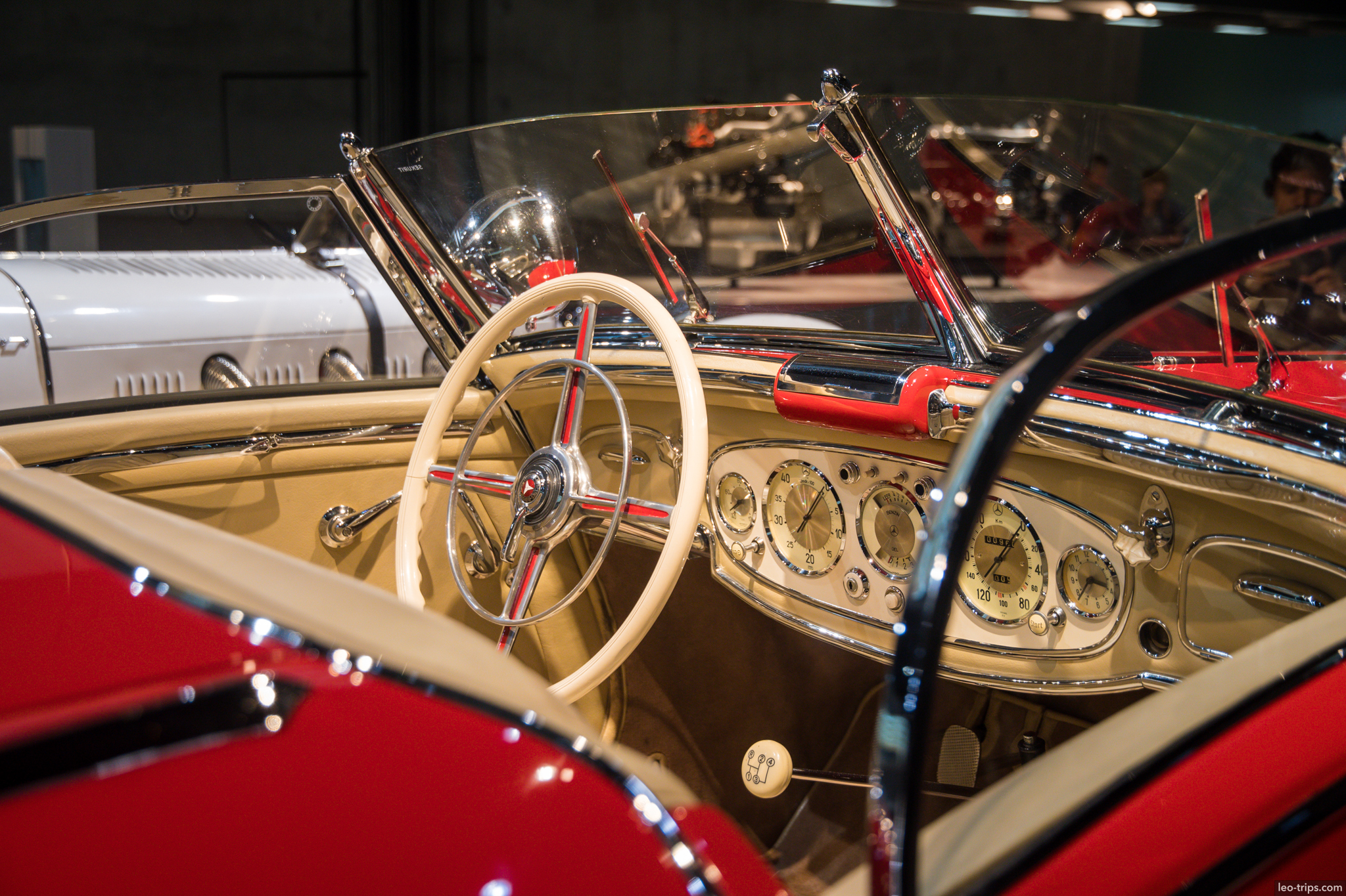 500k 540k interior dashboard gauges mercedes benz museum