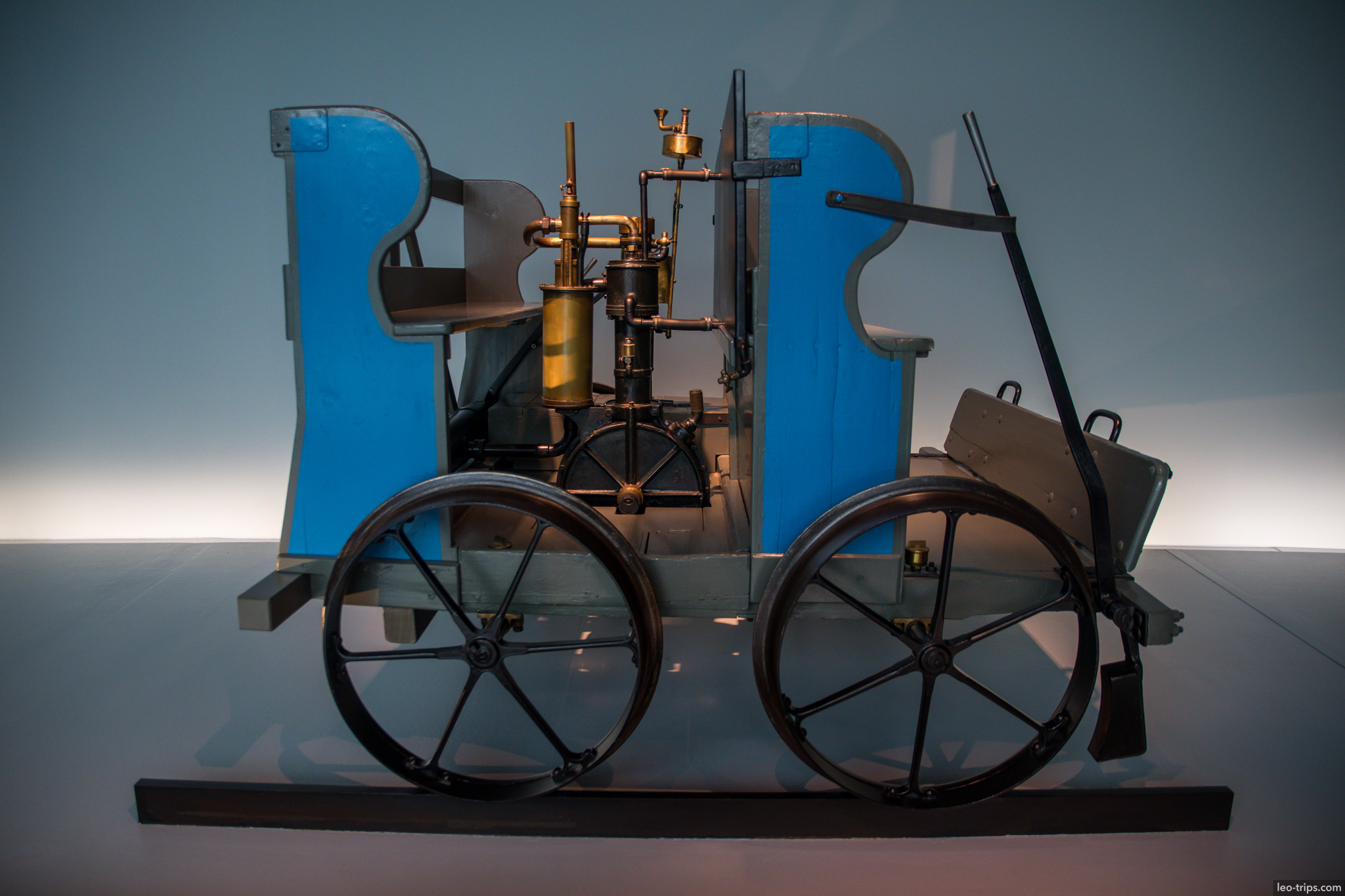 early motorized carriage prototype mercedes benz museum