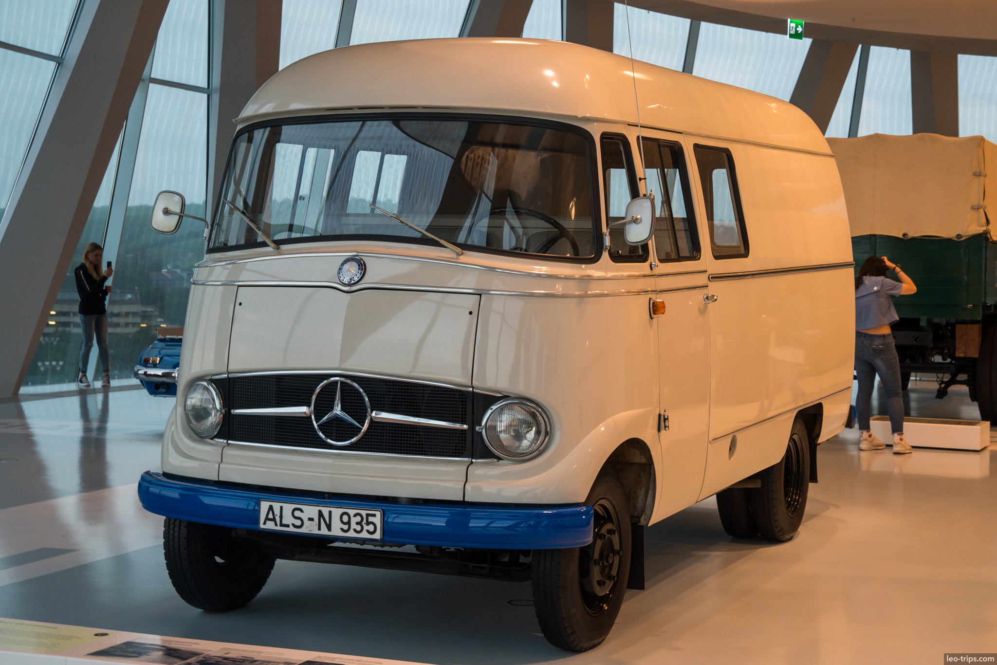 o319 van cream white 1955 als n935 mercedes benz museum