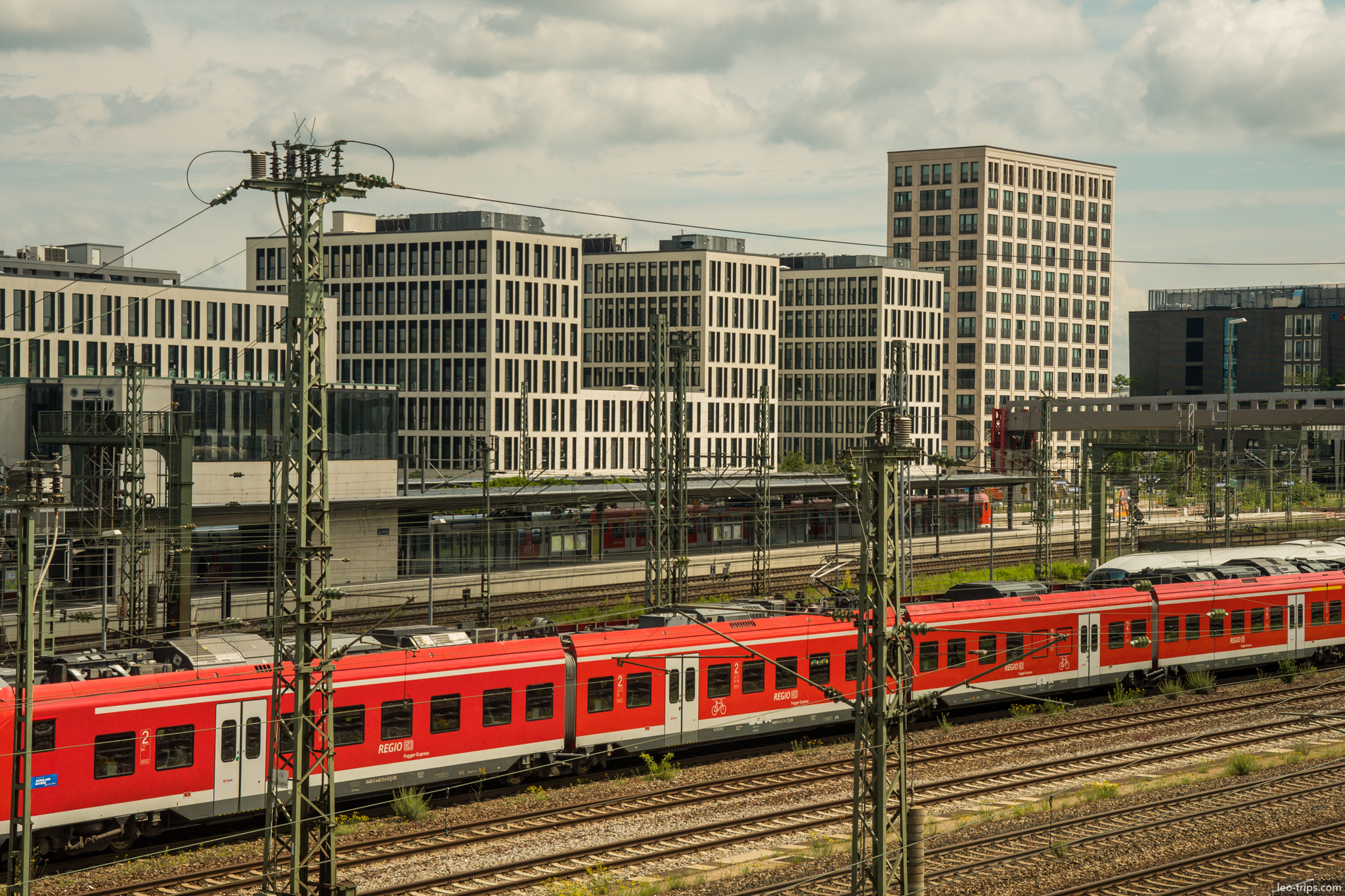 deutsche bahn red train munich euro viertel munich
