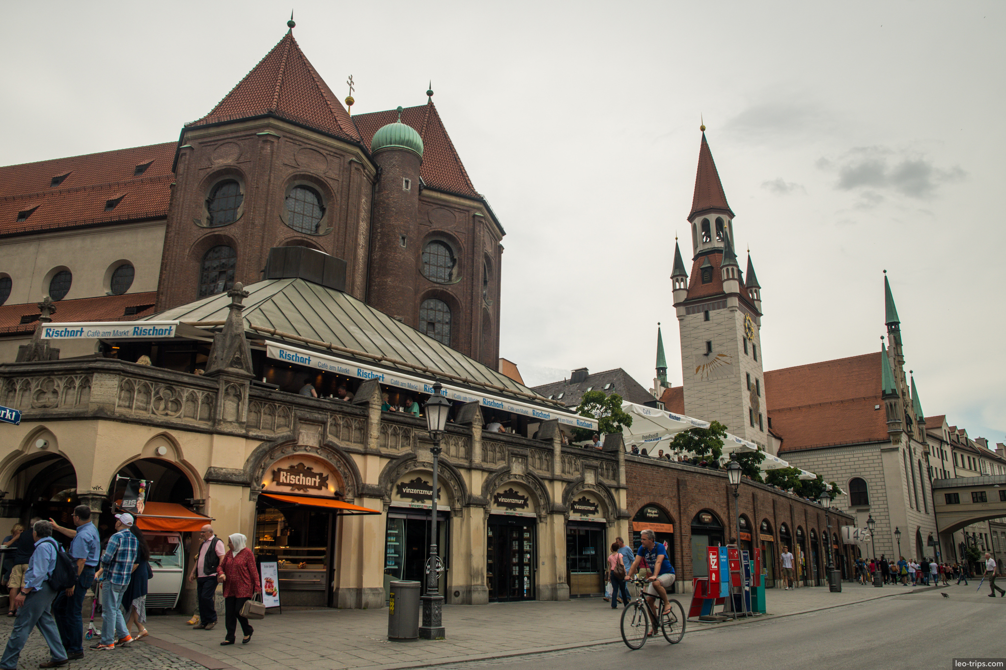 viktualienmarkt rischart cafe altes rathaus munich