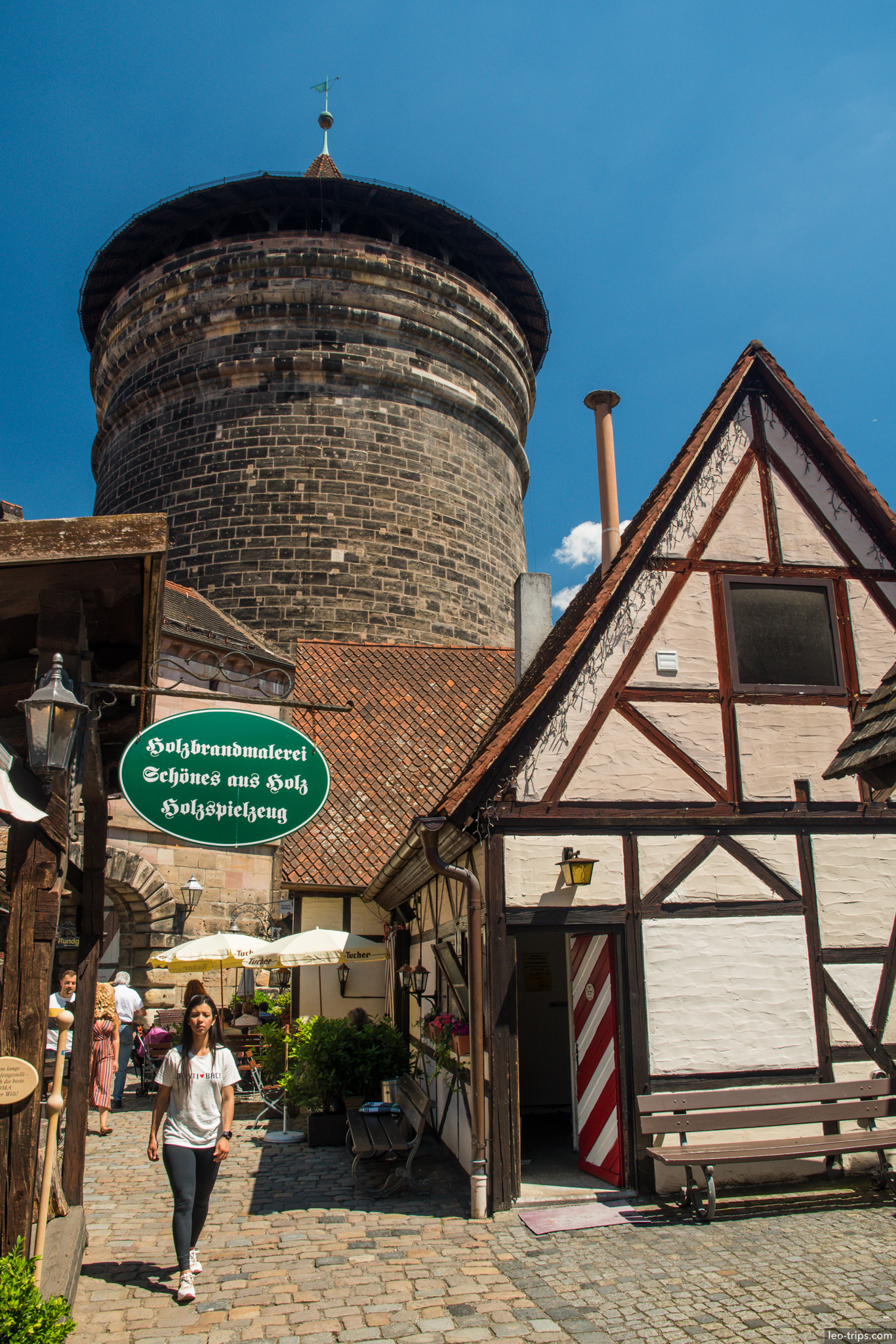 nassauer tower handcraft shops nuremberg nuremberg