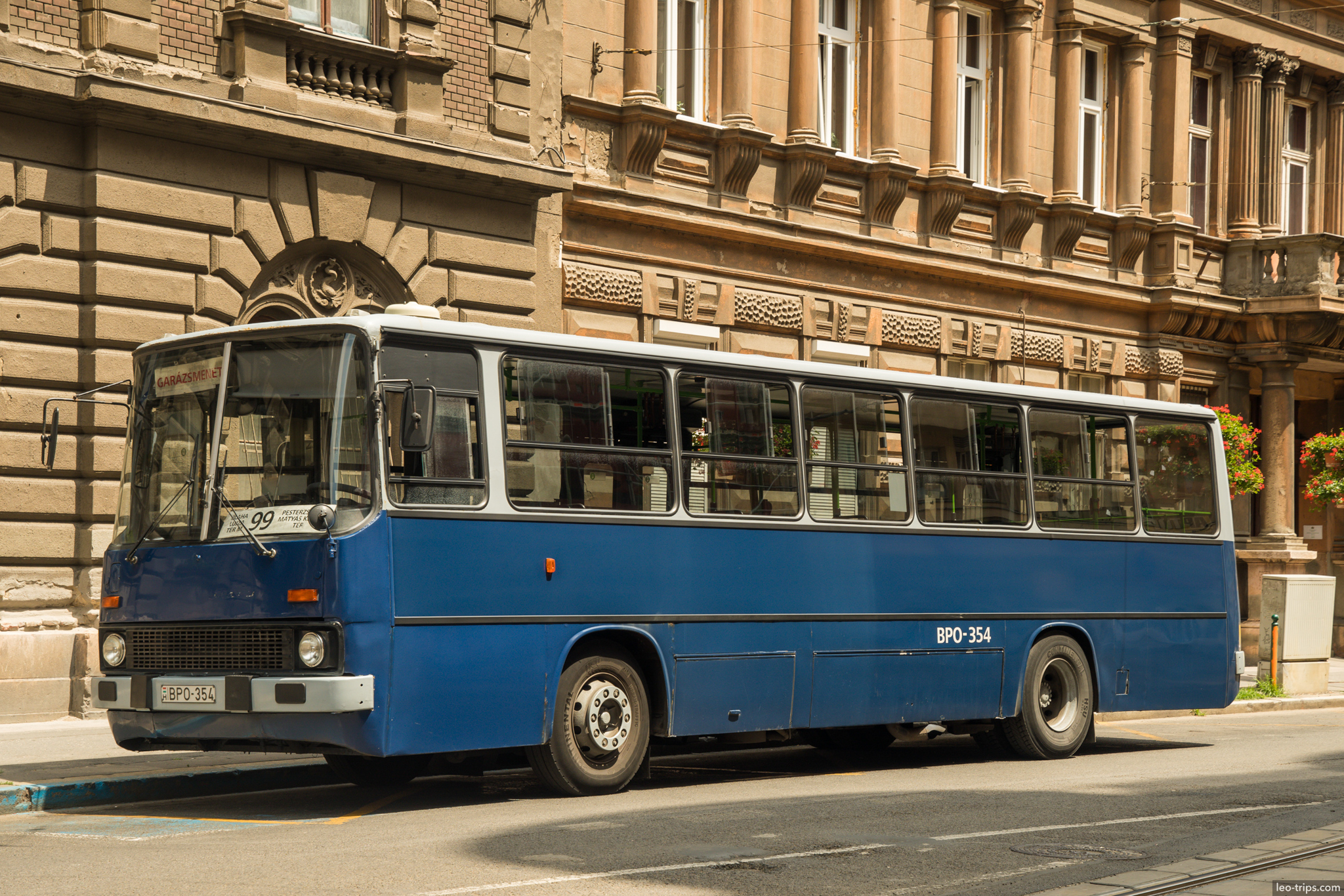 ikarus bus vintage blue budapest street budapest