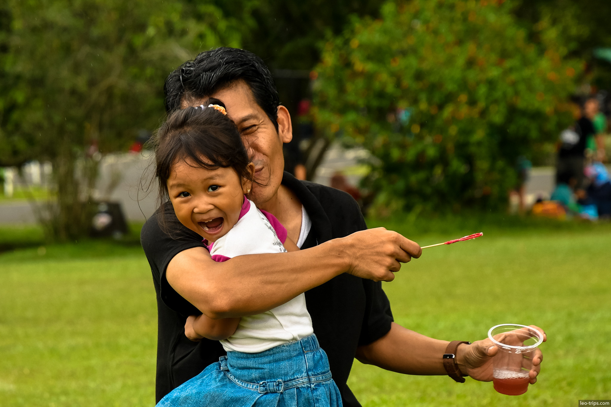 father daughter blowing bubbles bogor bogor